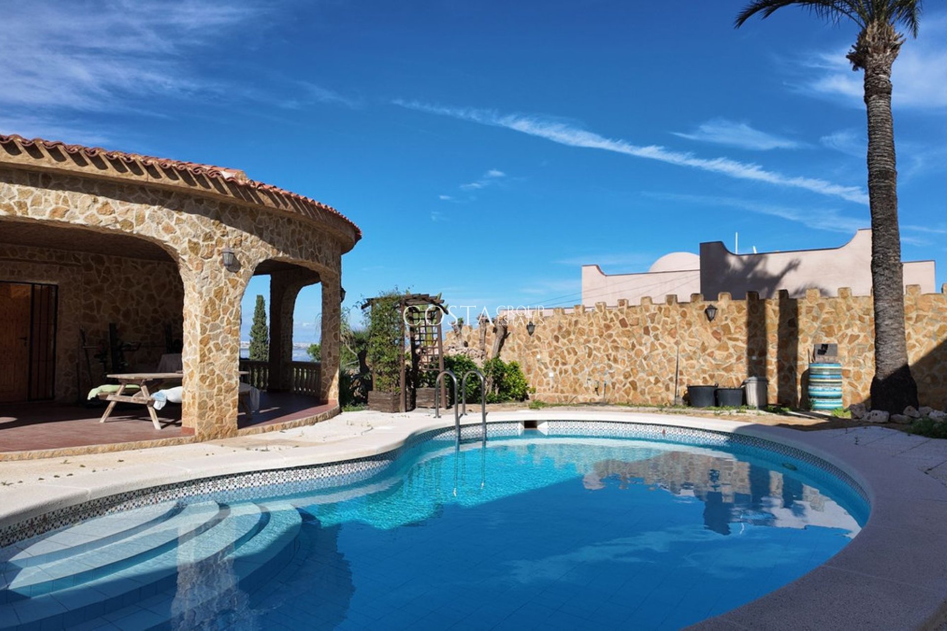 Revente - Villa -
Orihuela Costa - Los Balcones