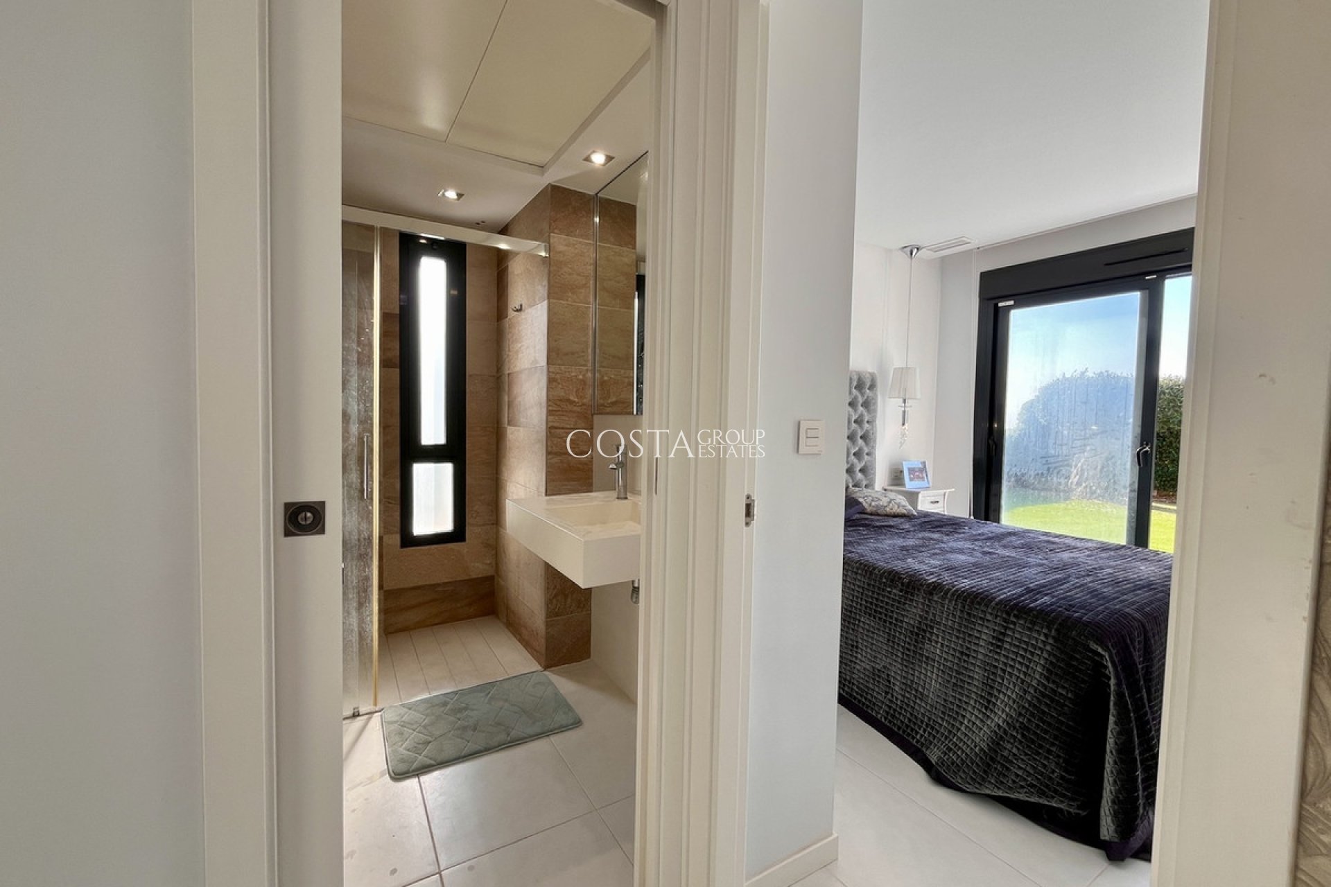 Revente - Villa -
Orihuela Costa - Los Dolses