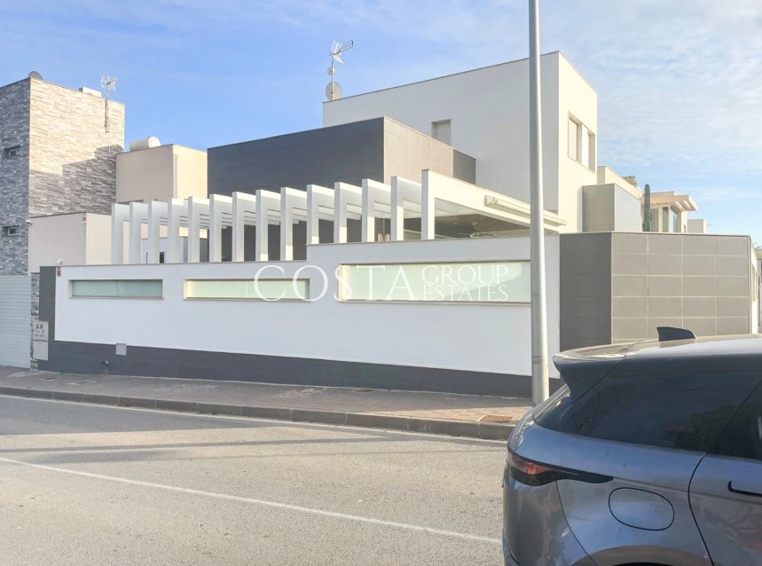 Revente - Villa -
Orihuela Costa - Mil Palmeras