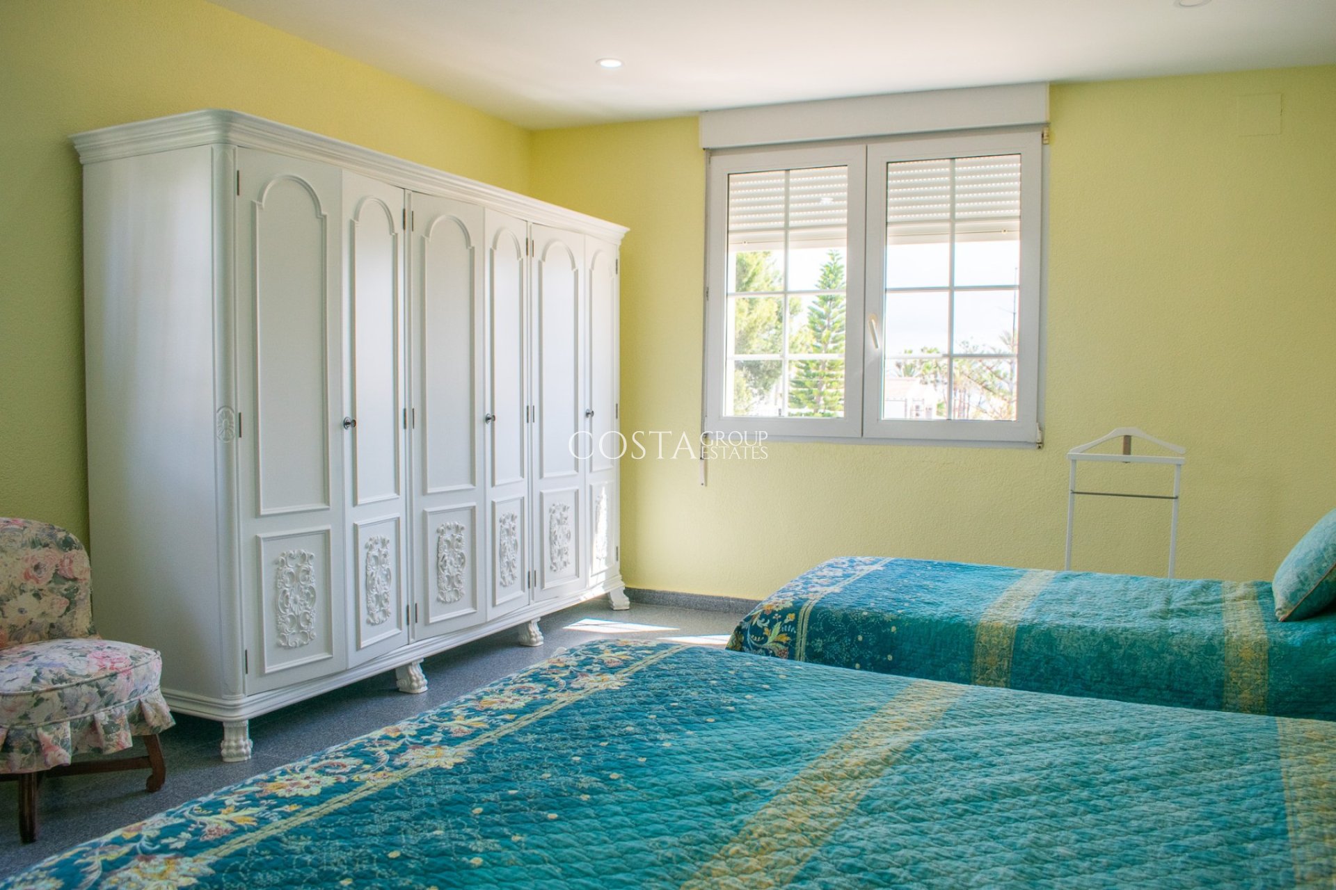 Revente - Villa -
Orihuela Costa - MUY CERCA DE LA PLAYA