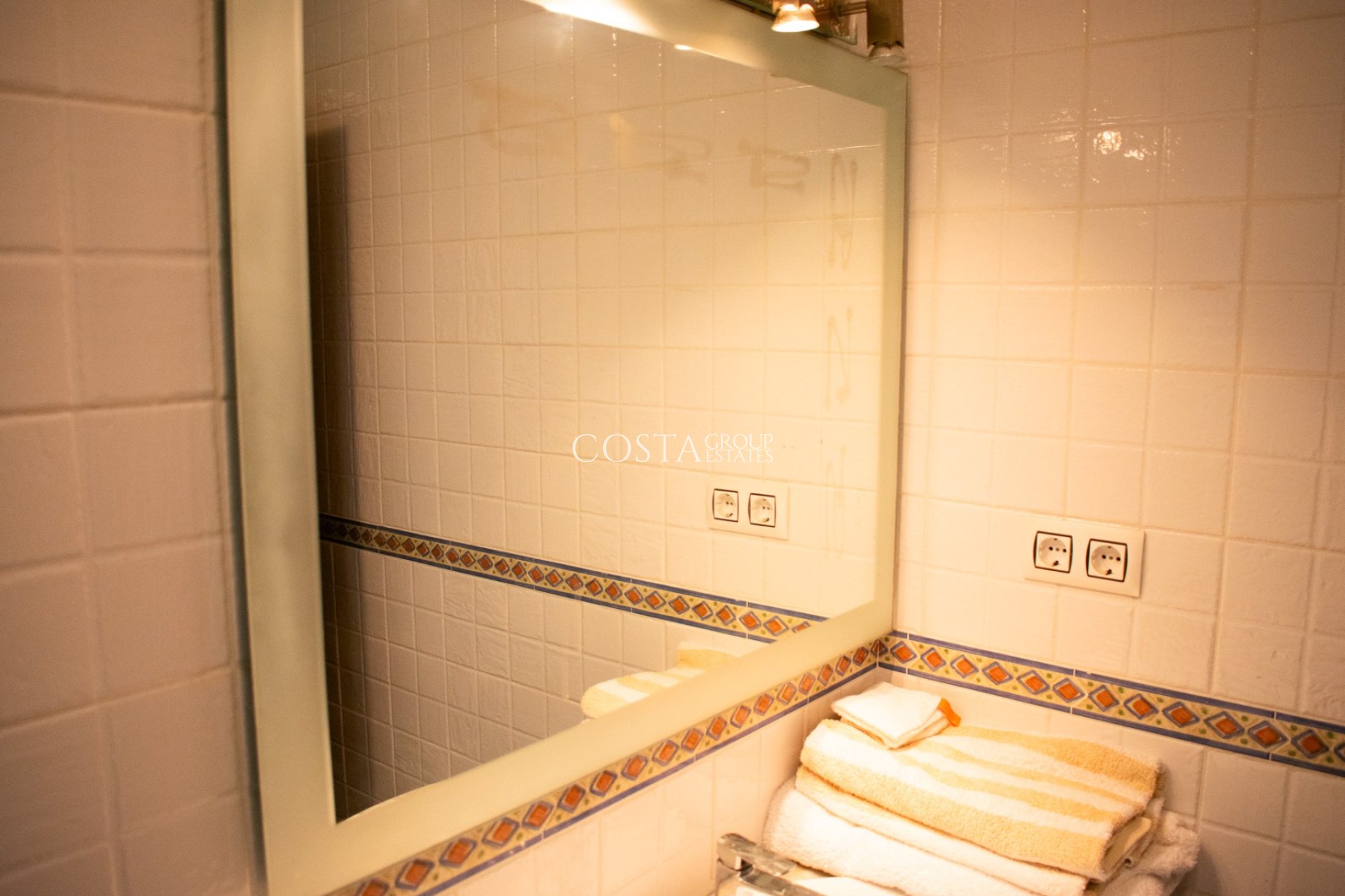 Revente - Villa -
Orihuela Costa - MUY CERCA DE LA PLAYA