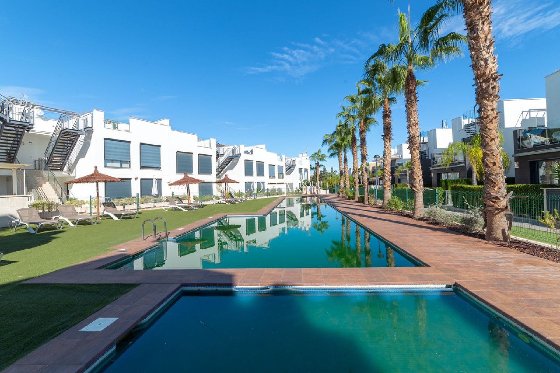 Revente - Villa -
Orihuela Costa - Punta Prima
