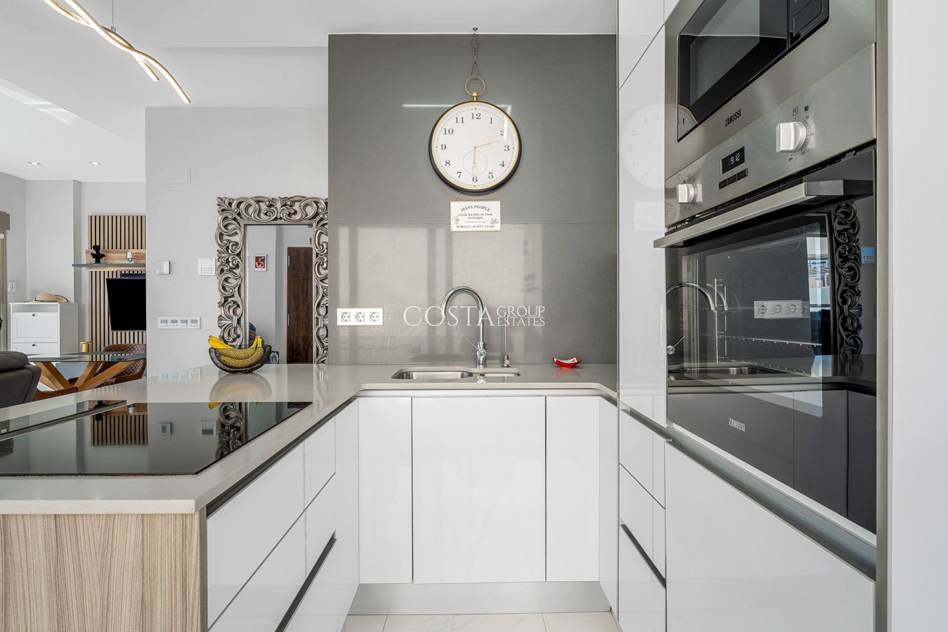 Revente - Villa -
Orihuela Costa - Villamartín