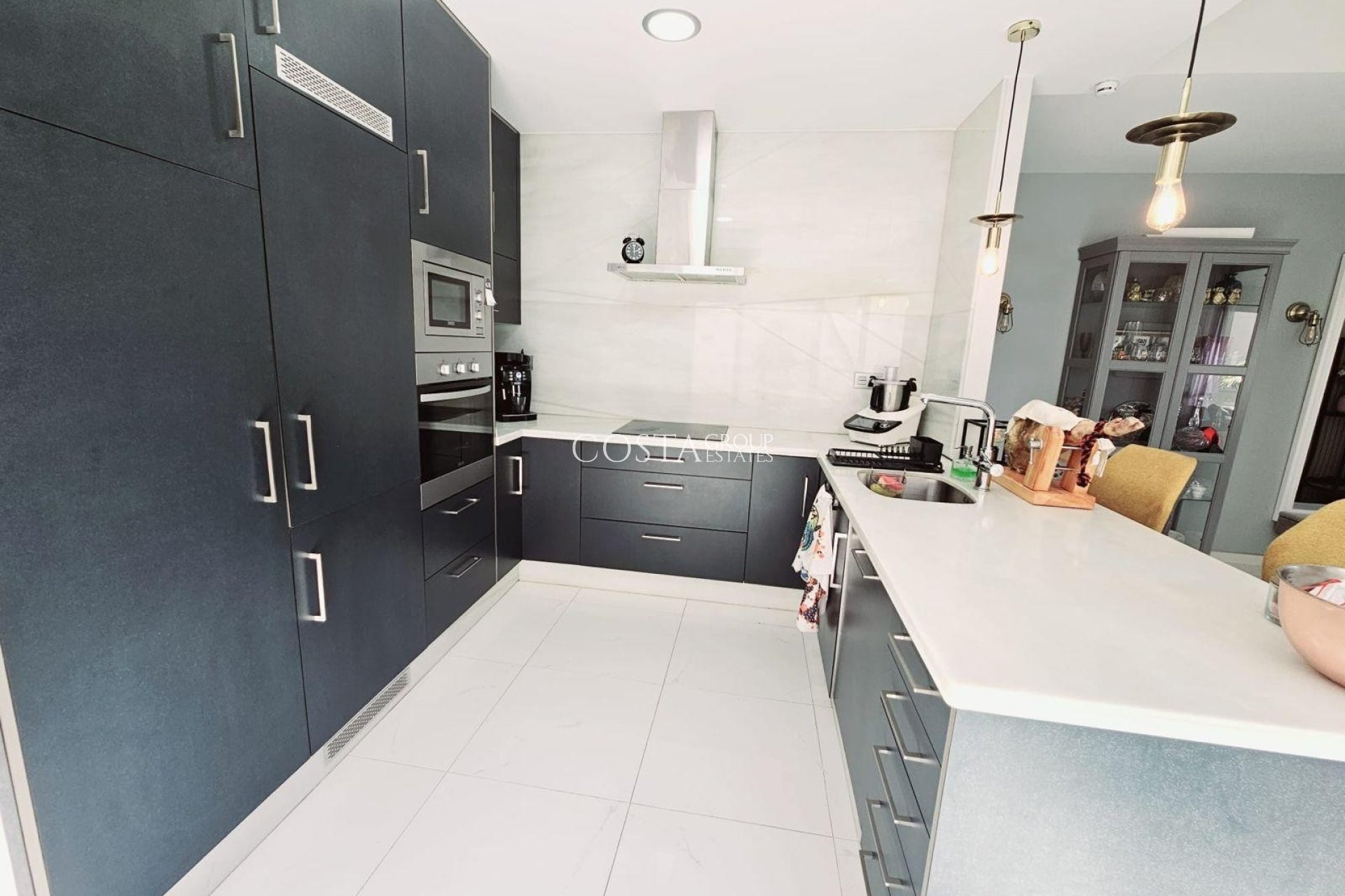 Revente - Villa -
Orihuela Costa - Villamartín