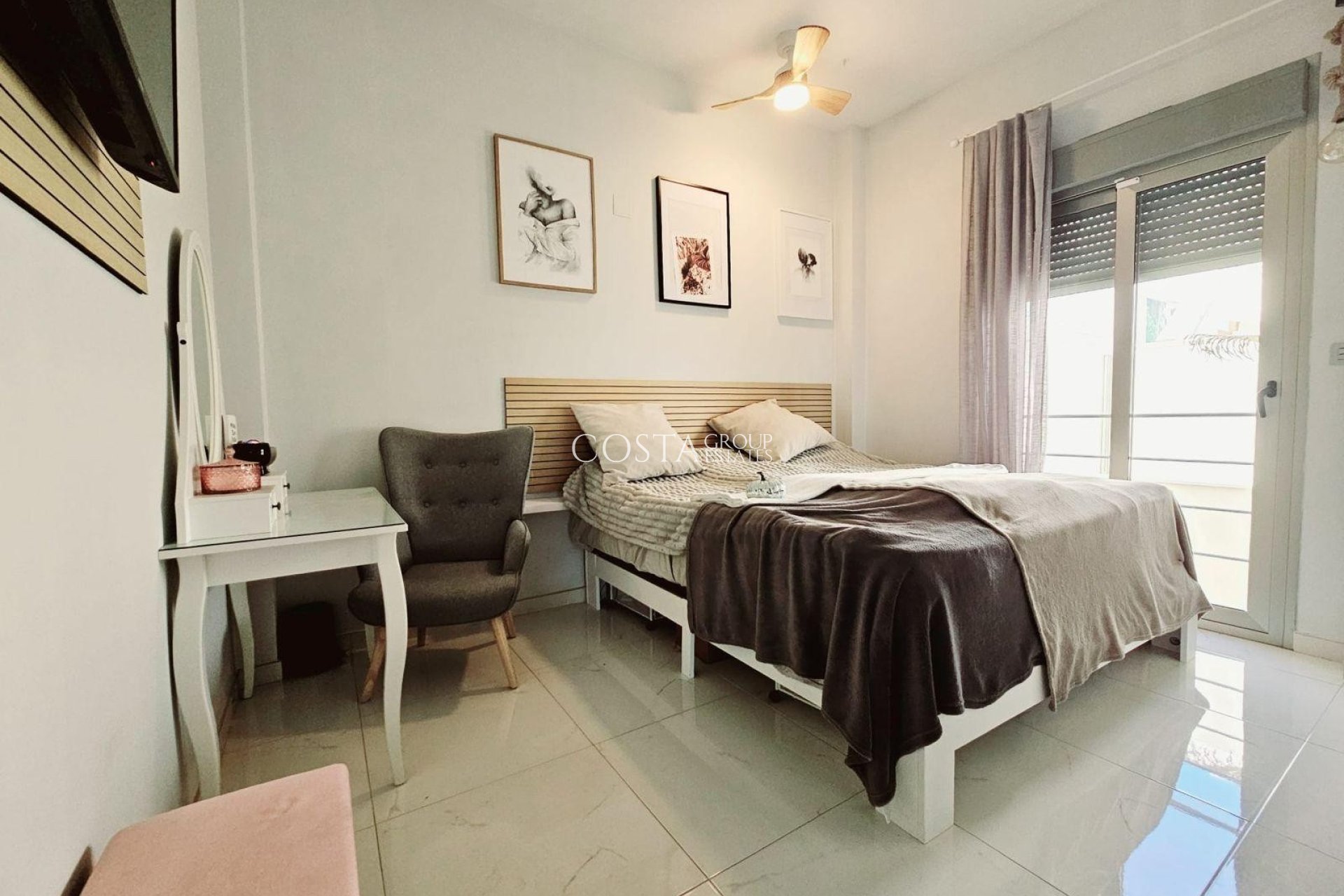 Revente - Villa -
Orihuela Costa - Villamartín