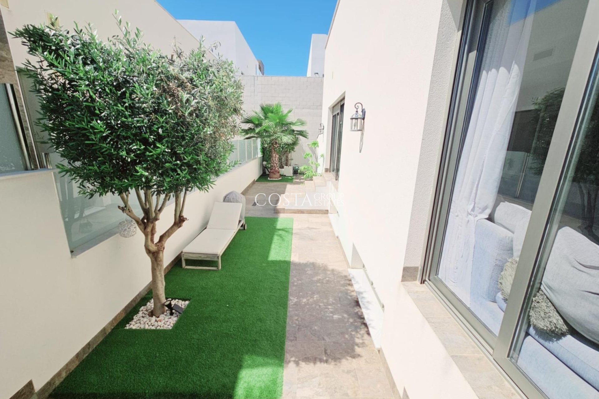 Revente - Villa -
Orihuela Costa - Villamartín