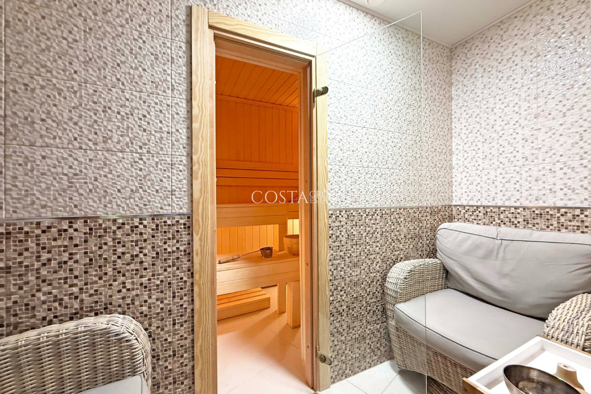 Revente - Villa -
Orihuela Costa - Villamartín