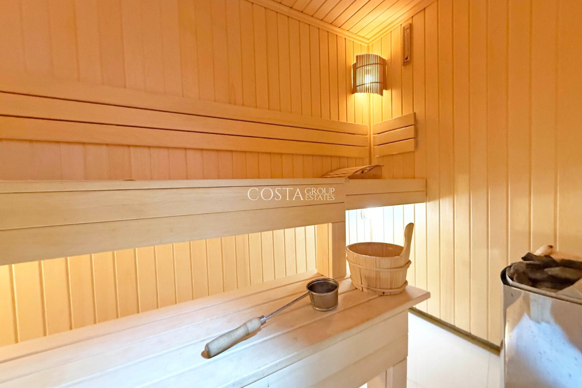 Revente - Villa -
Orihuela Costa - Villamartín