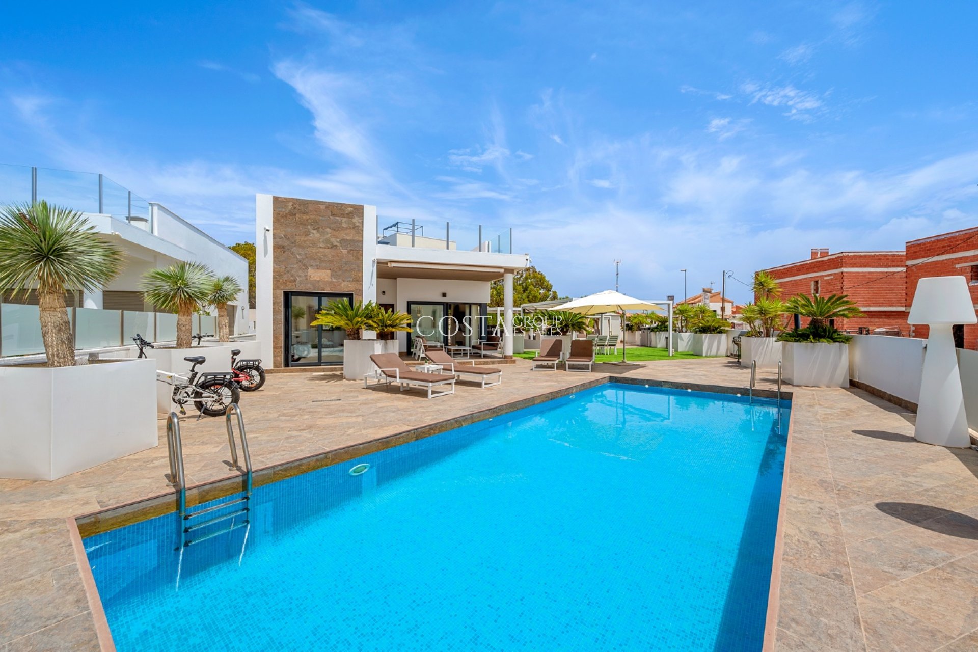 Revente - Villa -
Orihuela Costa - Villamartín