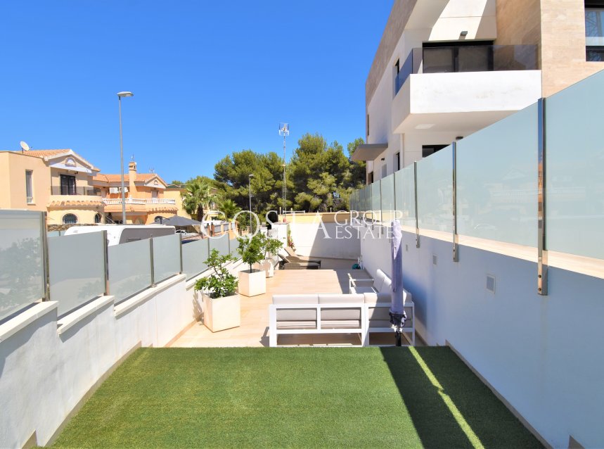 Revente - Villa -
Orihuela Costa - Villamartín
