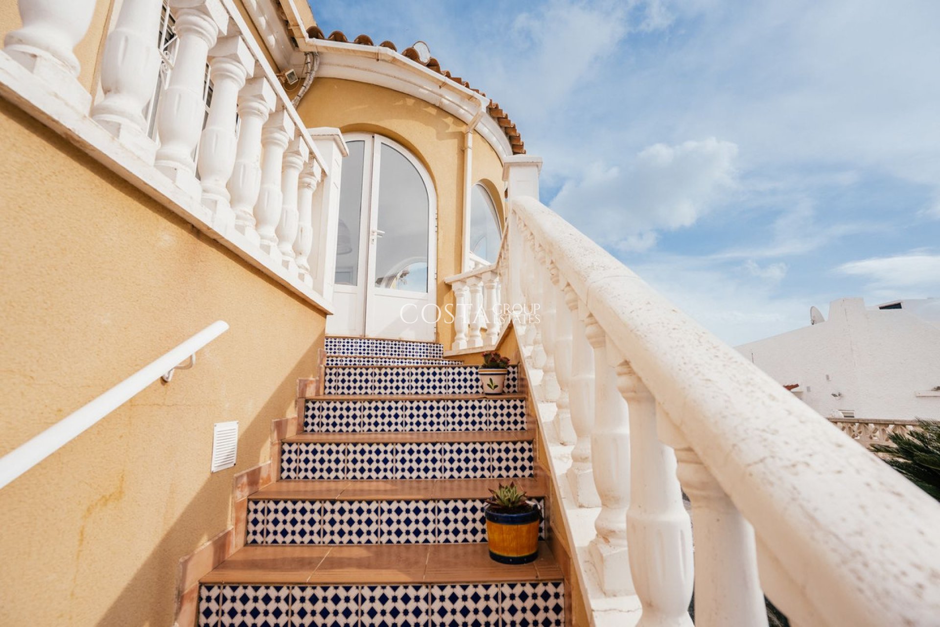 Revente - Villa -
Orihuela Costa - Villamartin