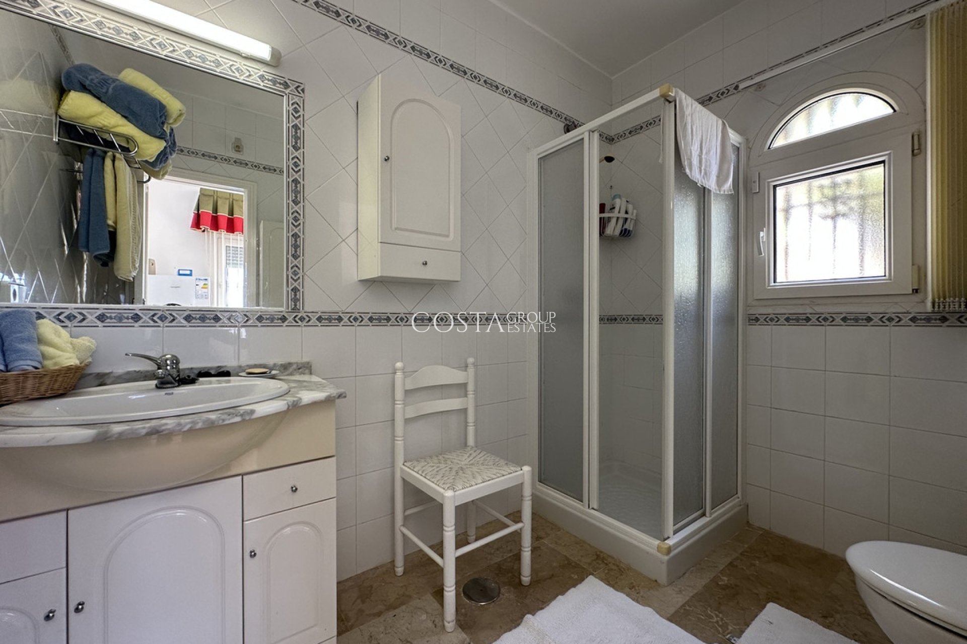 Revente - Villa -
Orihuela Costa - Villamartin