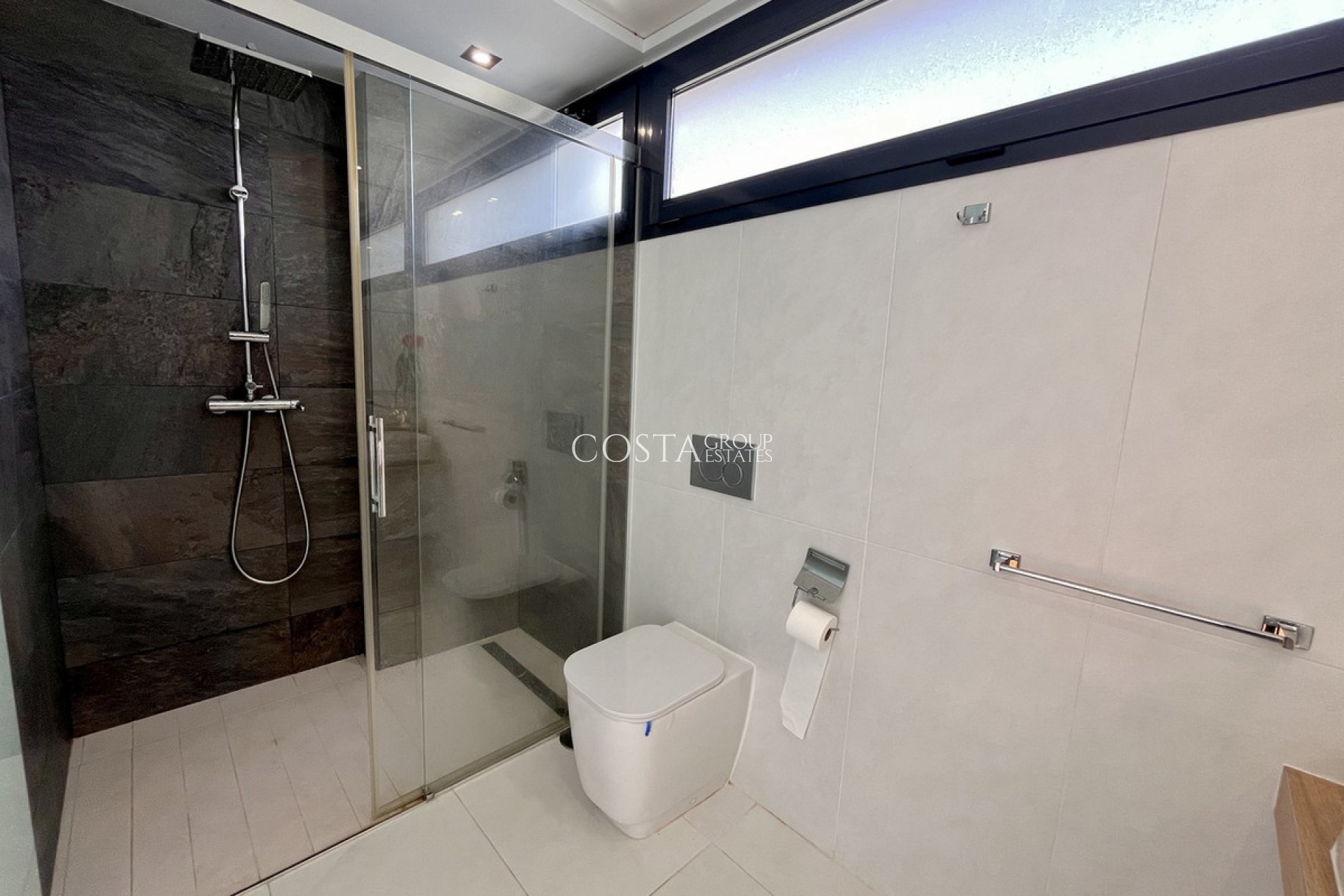 Revente - Villa -
Orihuela Costa - Villamartin