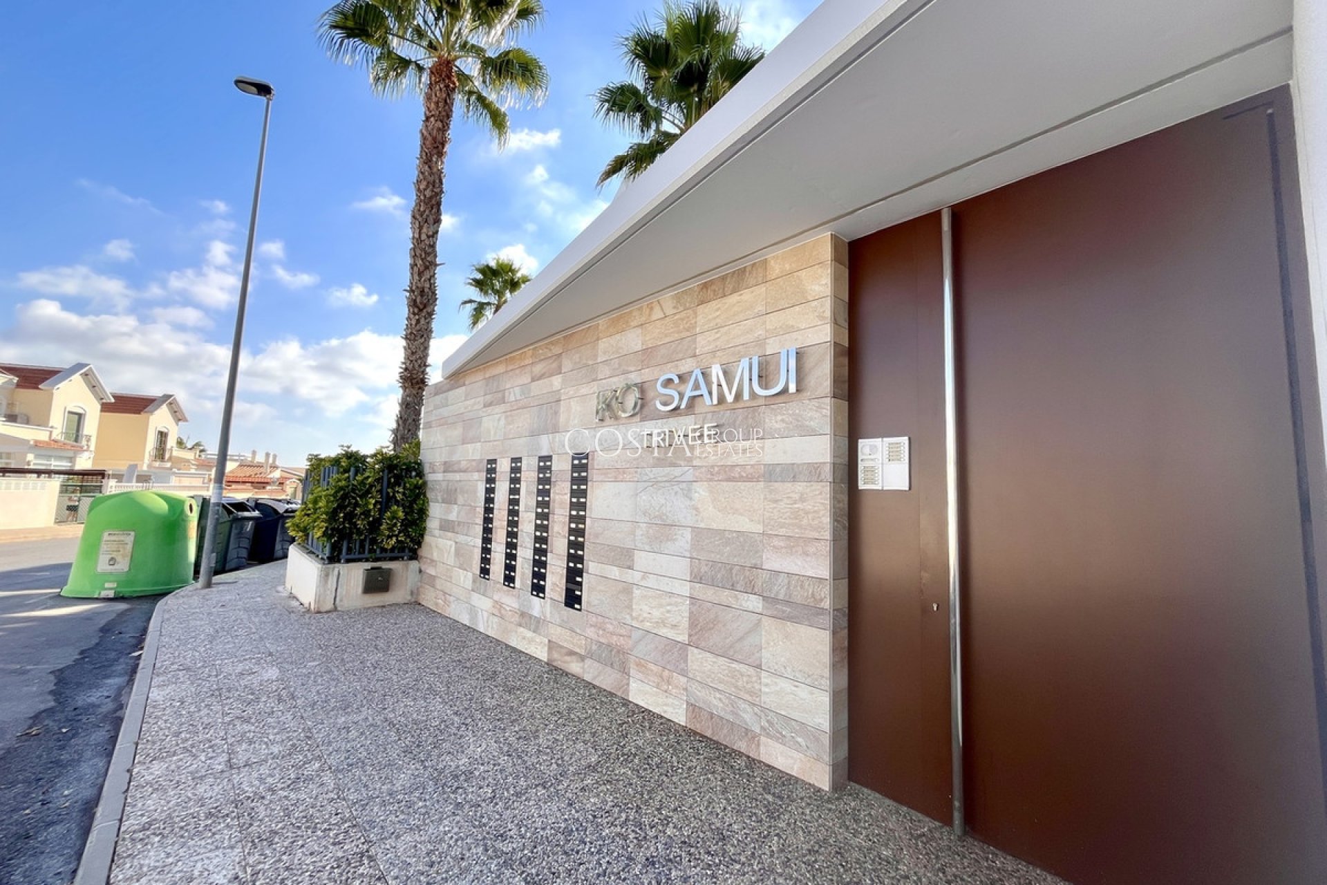 Revente - Villa -
Orihuela Costa - Villamartin