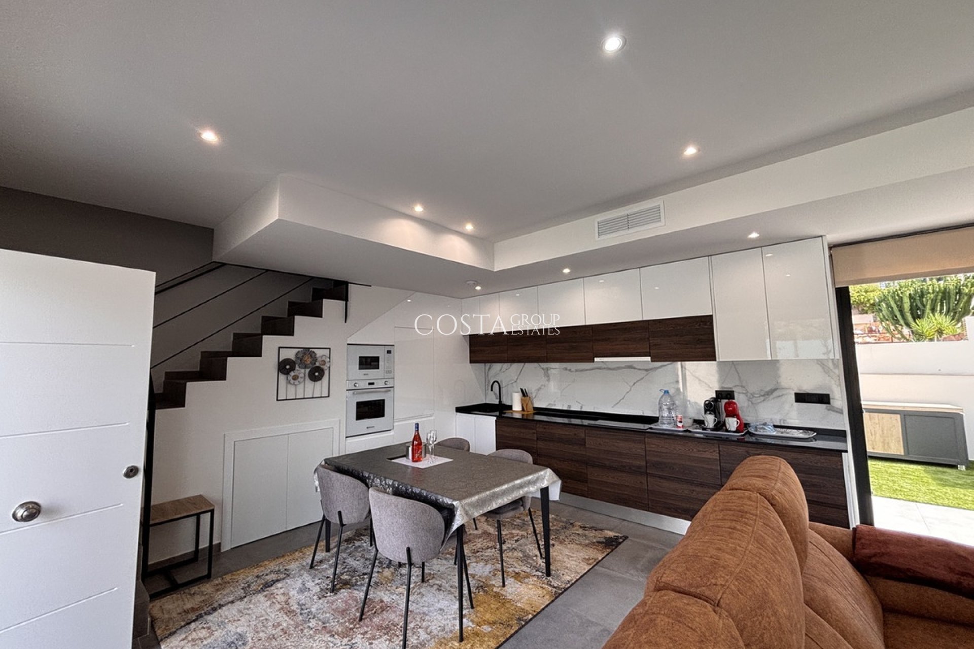 Revente - Villa -
Orihuela Costa - Villamartin