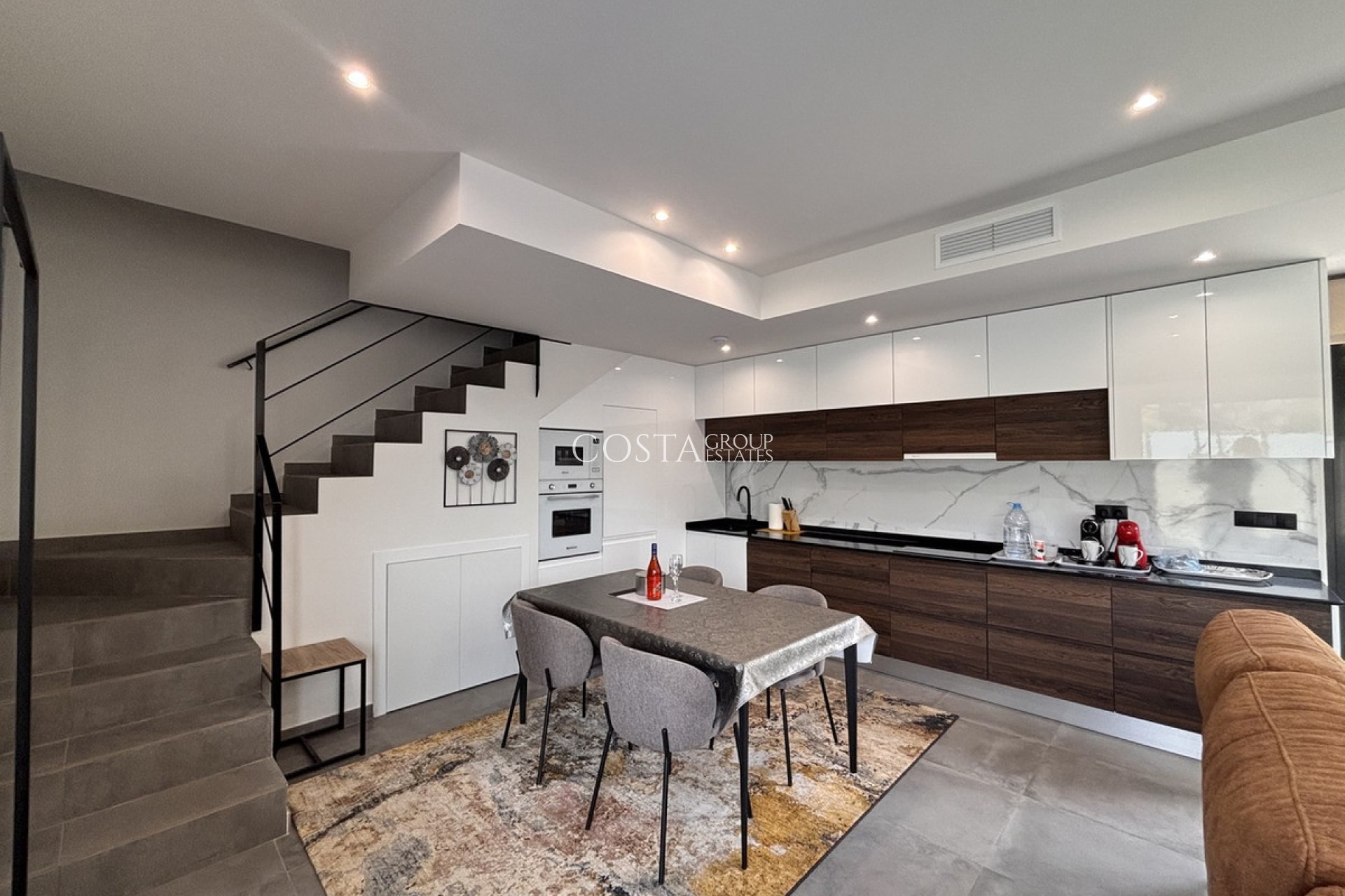 Revente - Villa -
Orihuela Costa - Villamartin