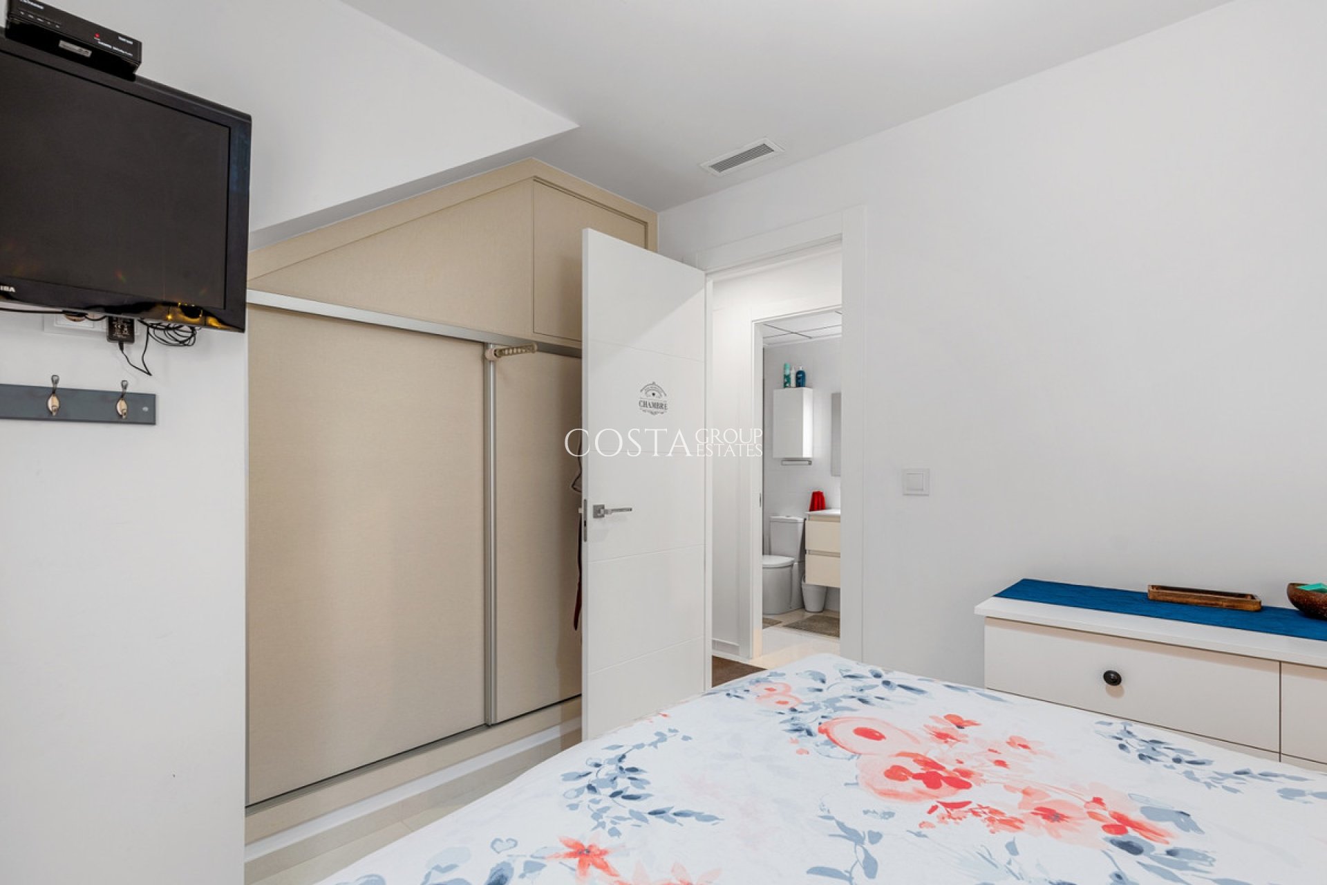 Revente - Villa -
Orihuela Costa - Villamartin