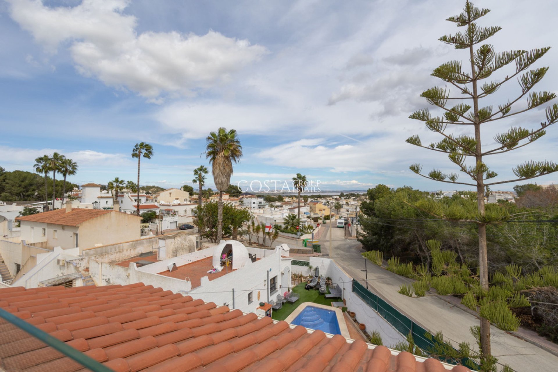 Revente - Villa -
Orihuela Costa - Villamartin