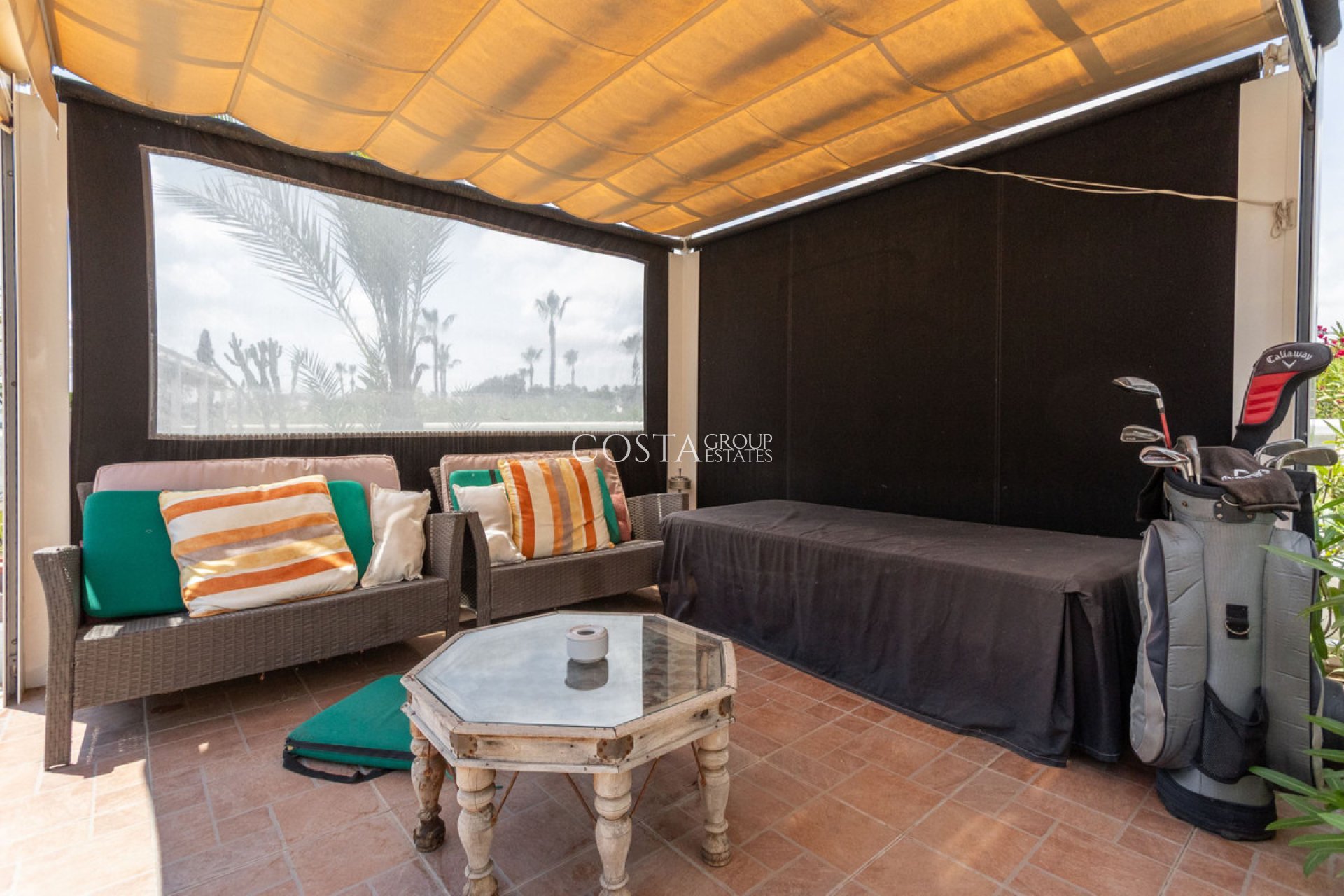 Revente - Villa -
Orihuela Costa - Villamartin