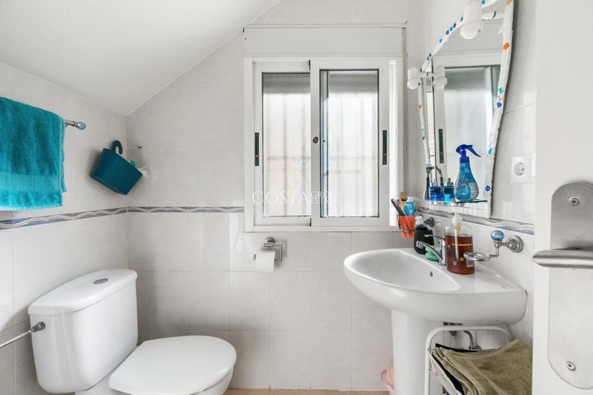 Revente - Villa -
Orihuela Costa - Villamartin