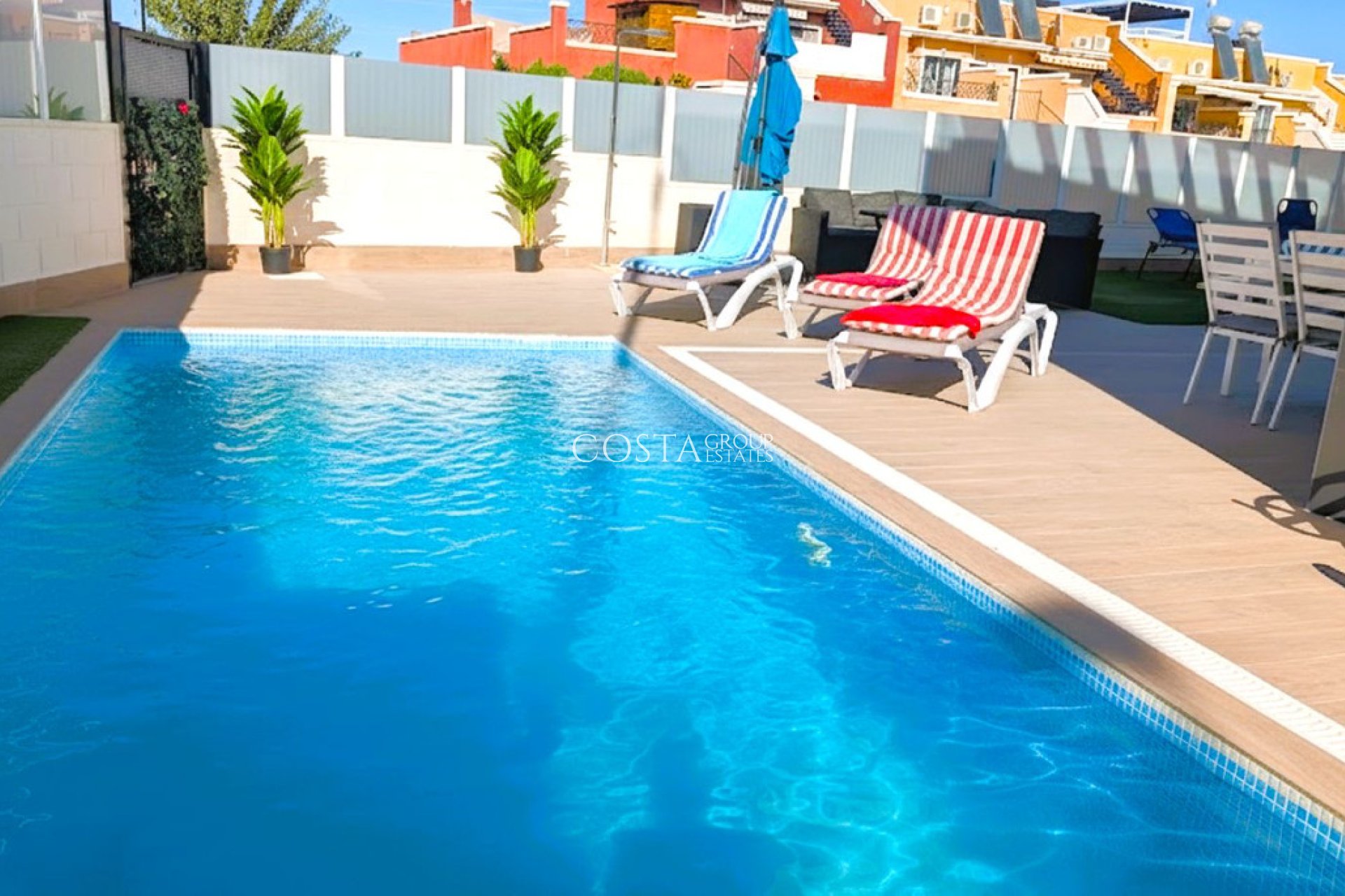 Revente - Villa -
Orihuela Costa - Villamartin