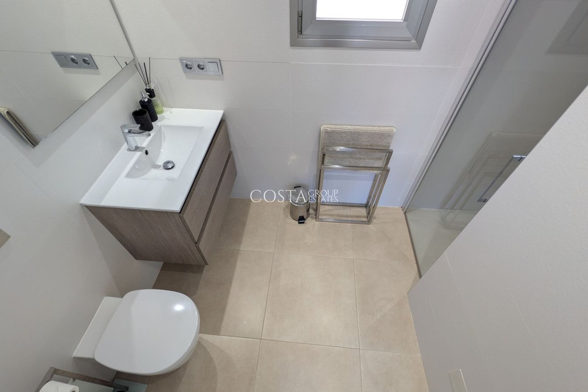 Revente - Villa -
Orihuela Costa - Villamartin