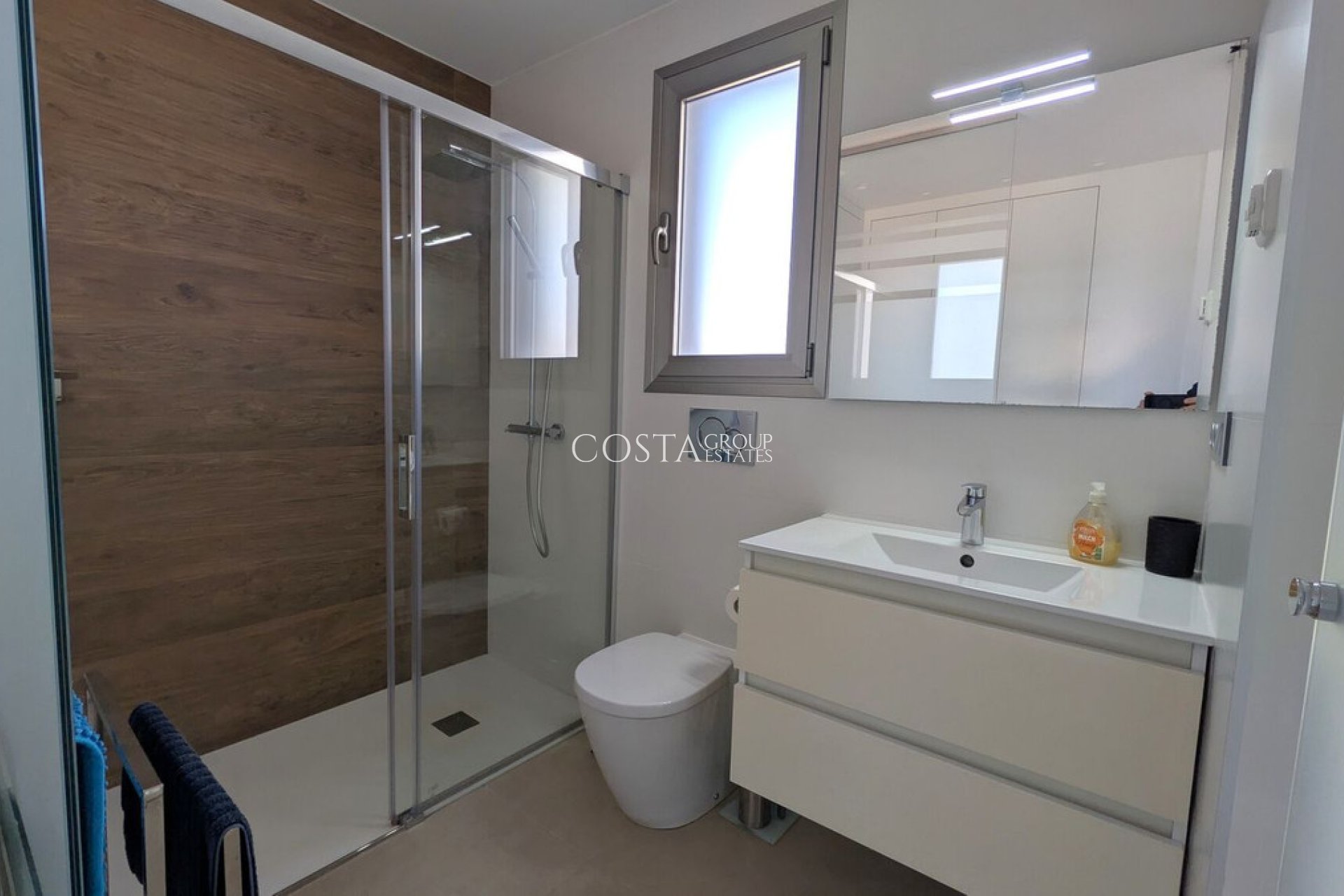 Revente - Villa -
Orihuela Costa - Villamartin