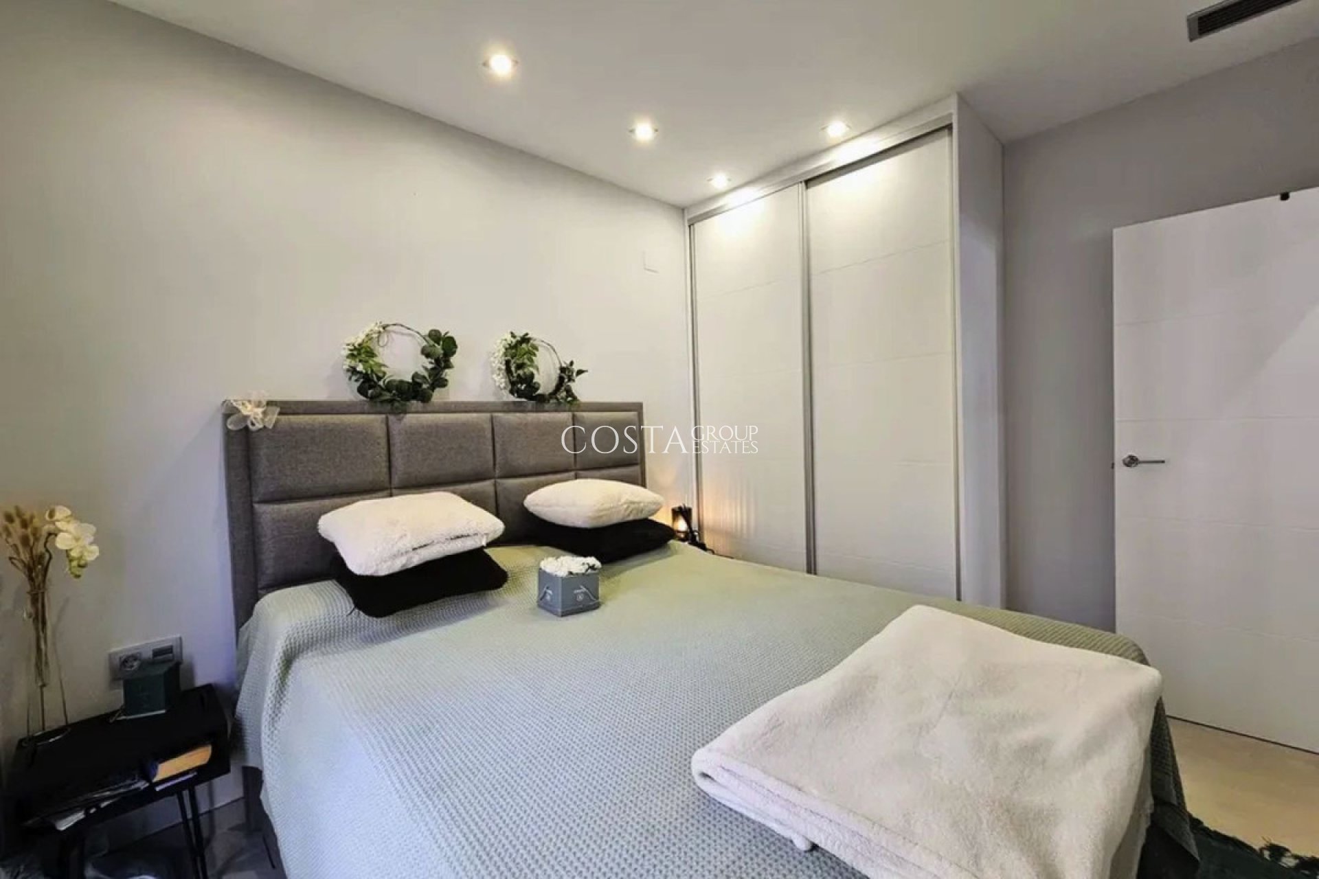 Revente - Villa -
Orihuela Costa - Villamartin