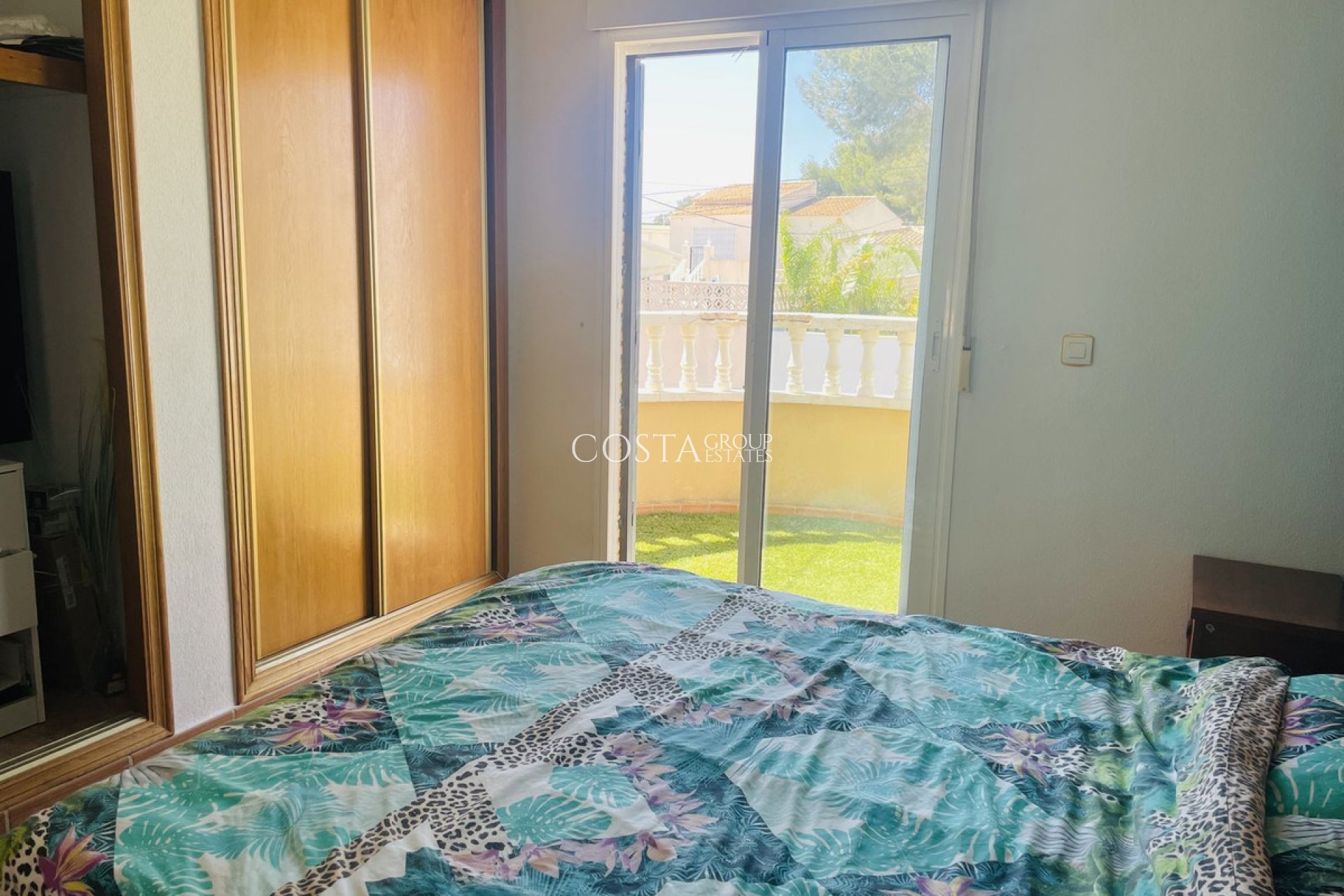 Revente - Villa -
Orihuela Costa - Villamartin