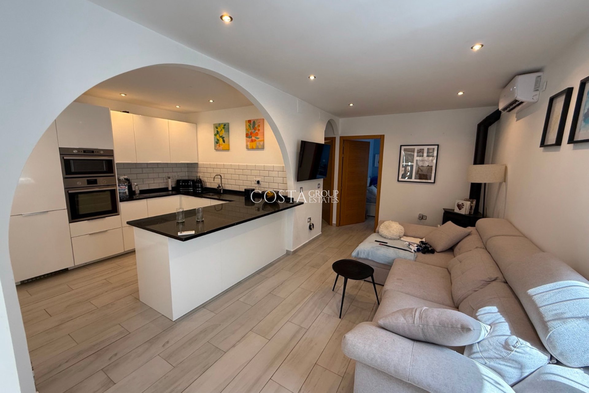 Revente - Villa -
Orihuela Costa - Villamartin