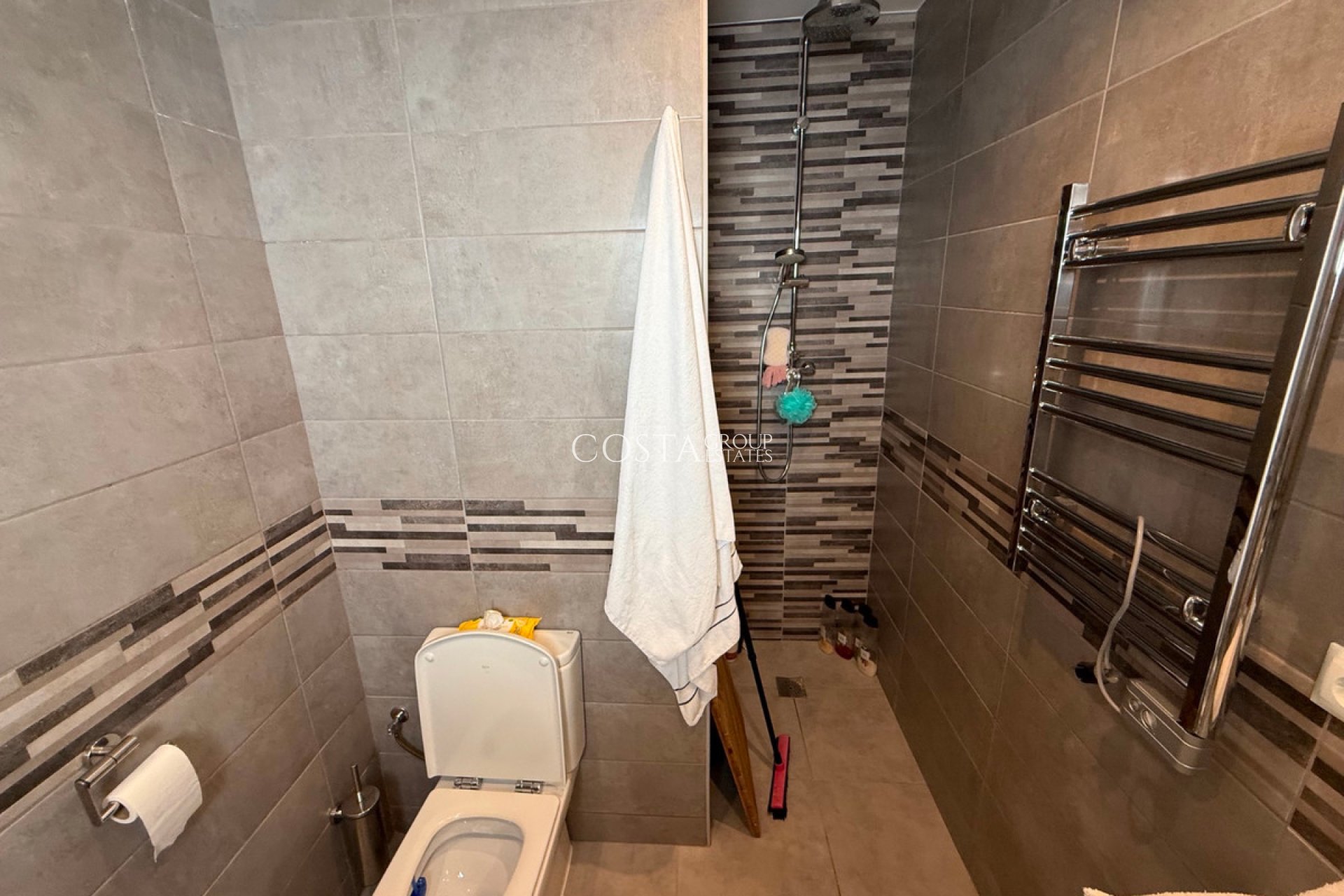 Revente - Villa -
Orihuela Costa - Villamartin