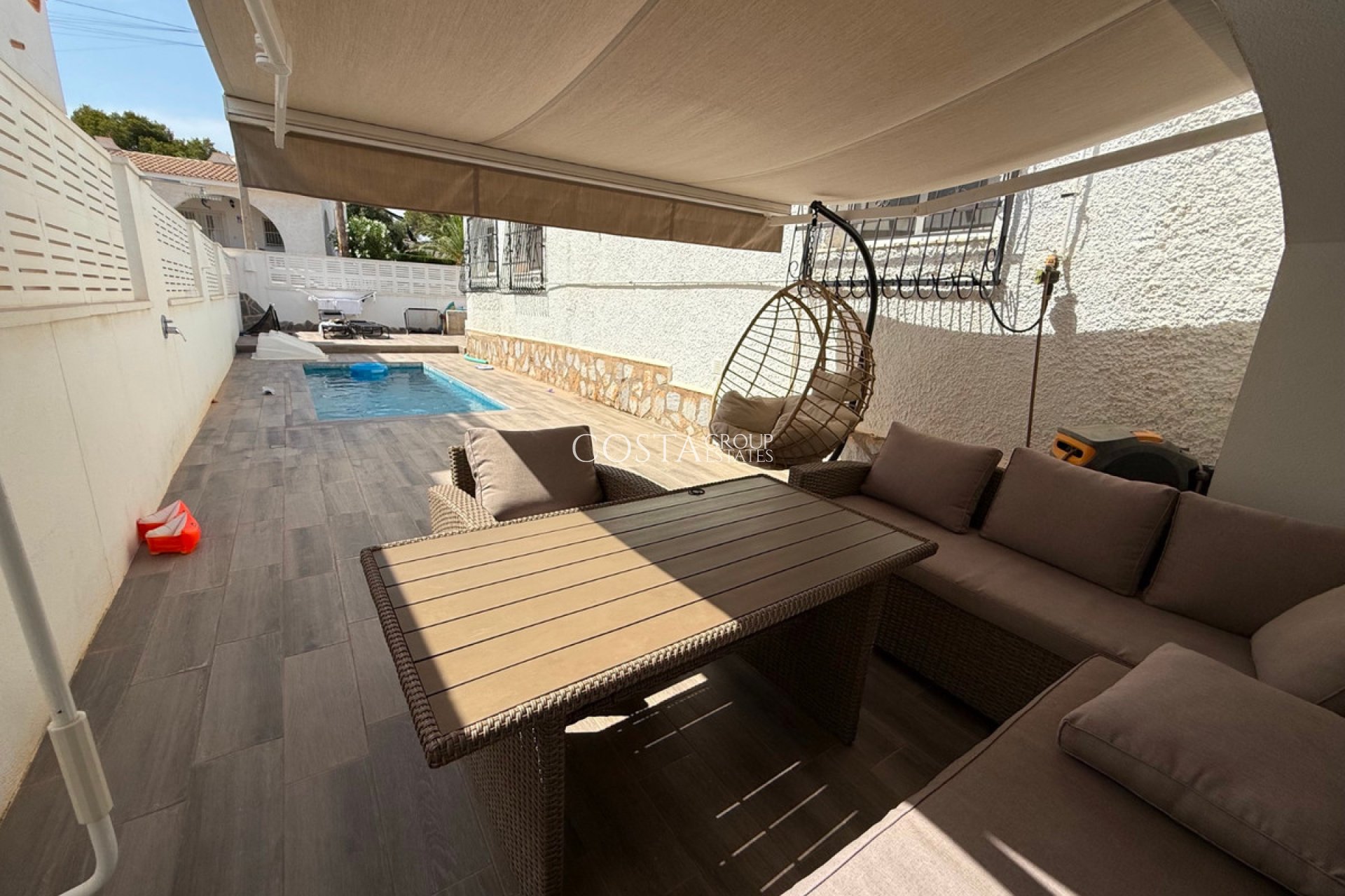 Revente - Villa -
Orihuela Costa - Villamartin