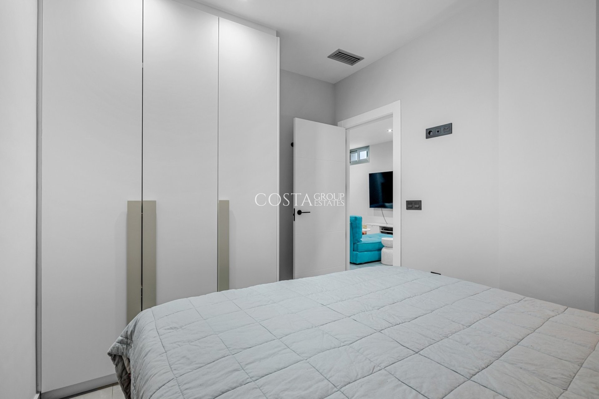 Revente - Villa -
Orihuela Costa - Villamartín