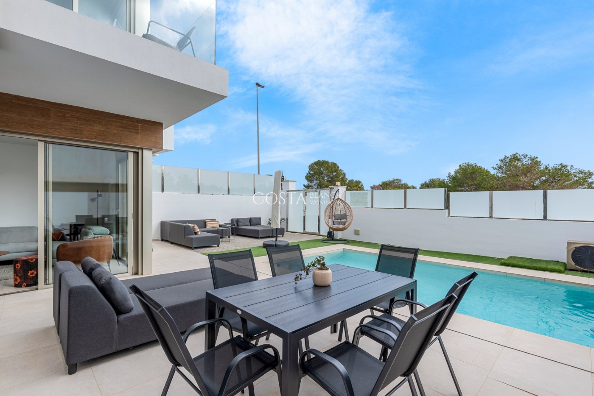Revente - Villa -
Orihuela Costa - Villamartín