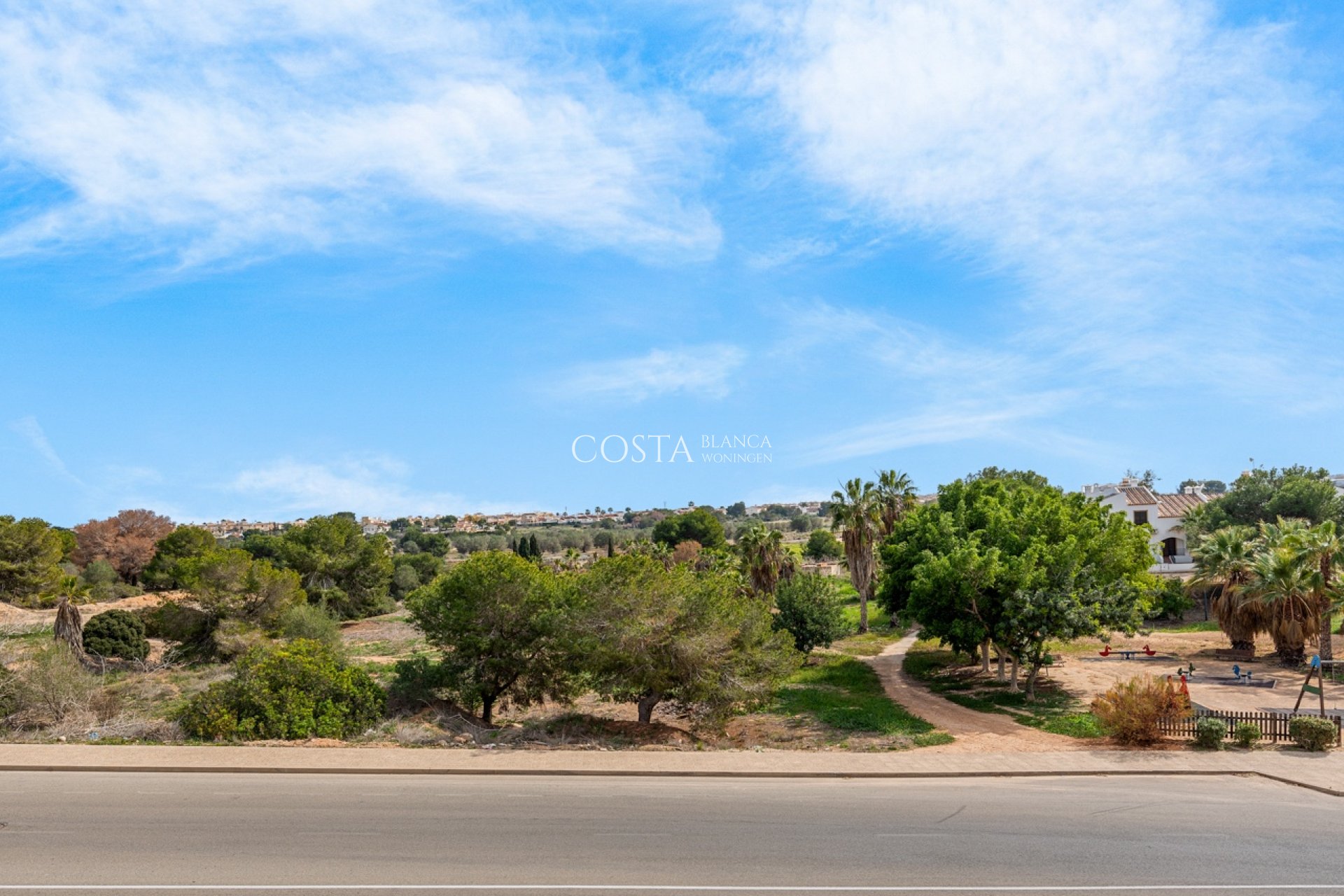 Revente - Villa -
Orihuela Costa - Villamartín