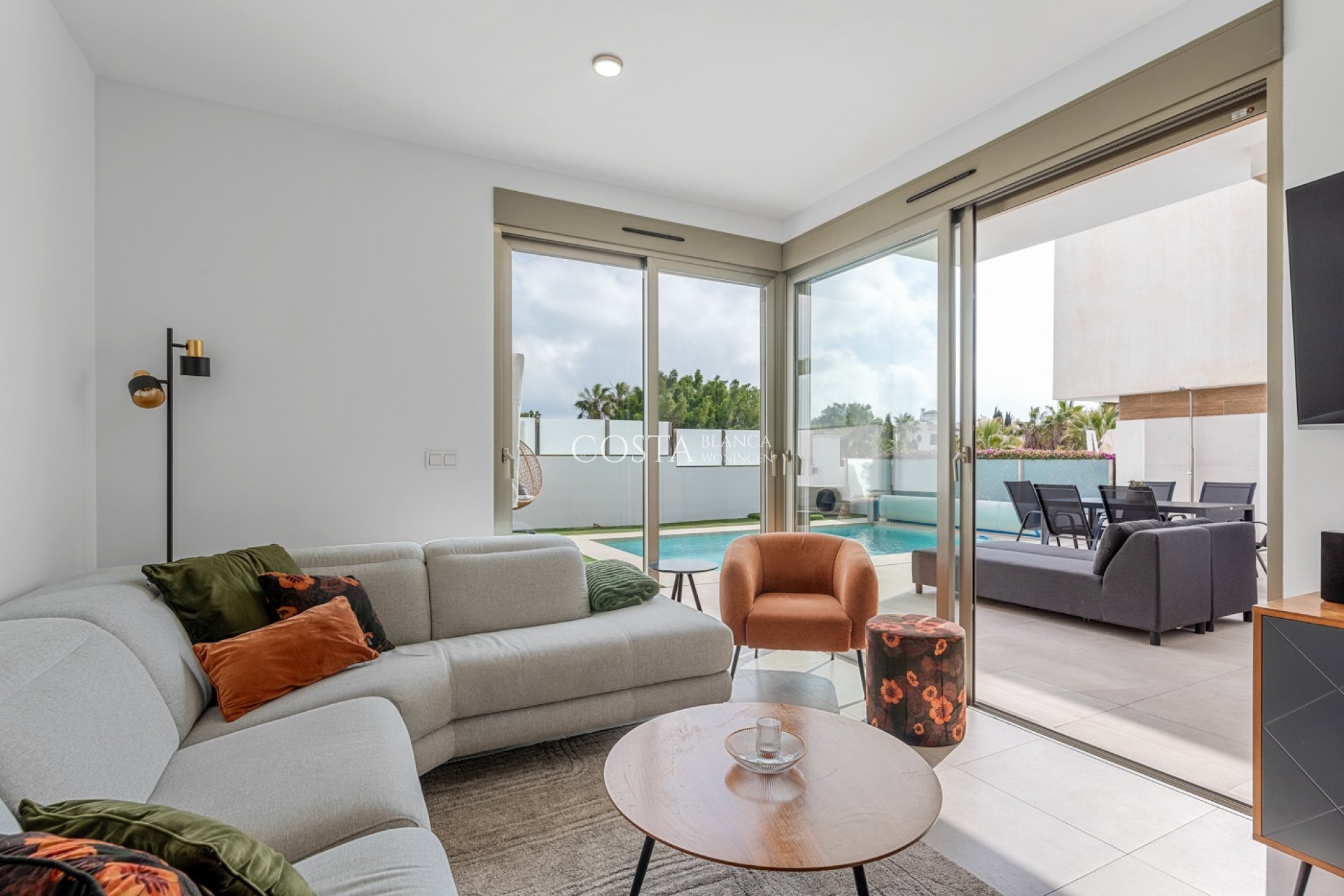 Revente - Villa -
Orihuela Costa - Villamartín