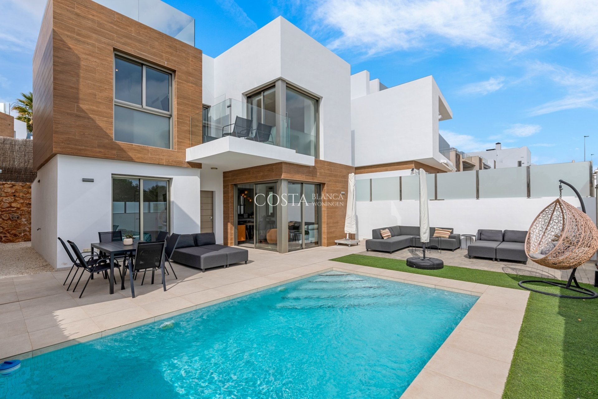 Revente - Villa -
Orihuela Costa - Villamartín