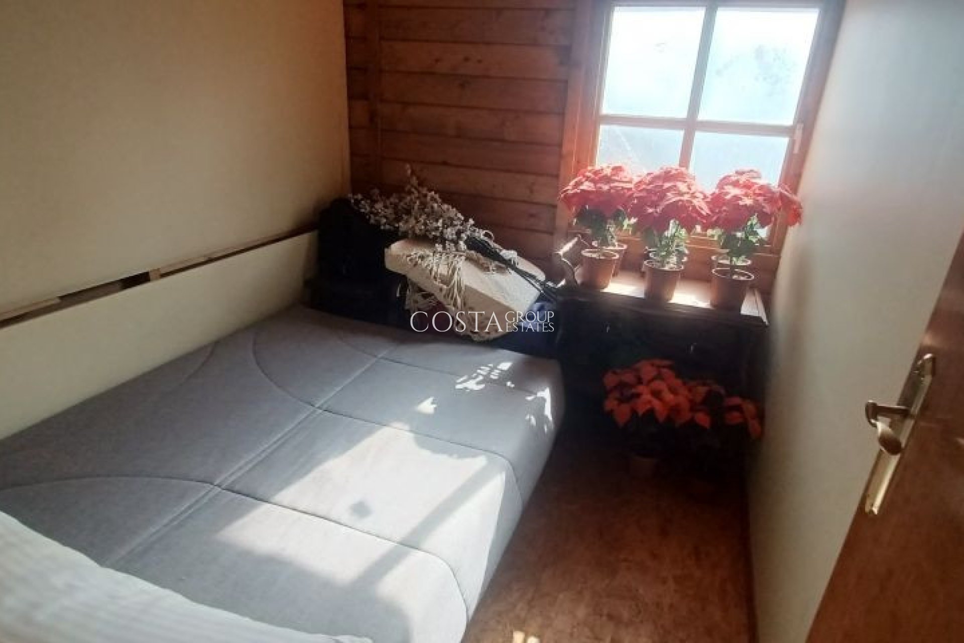 Revente - Villa -
Orihuela Costa