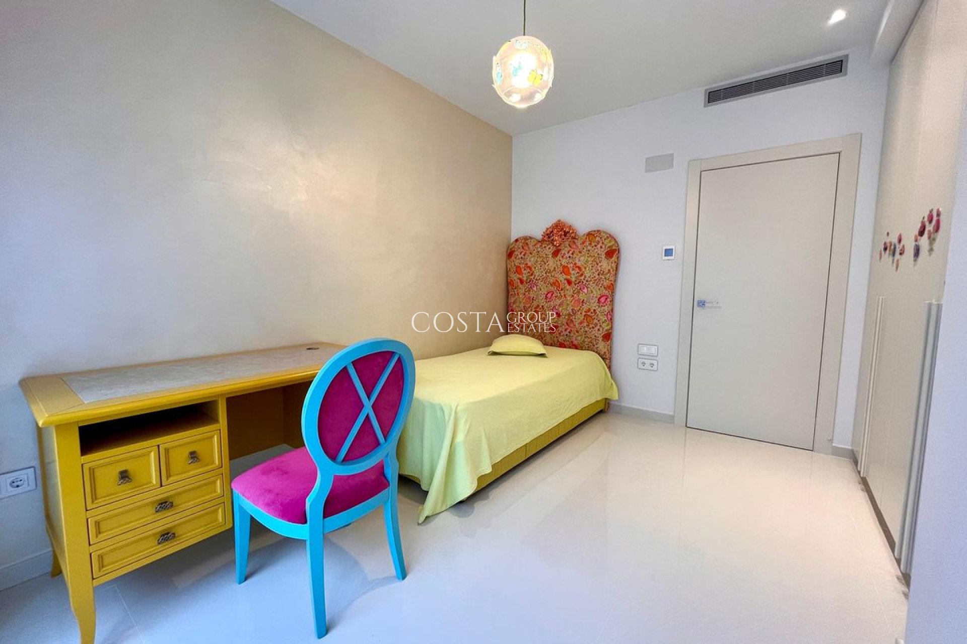 Revente - Villa -
Orihuela - Dehesa de Campoamor