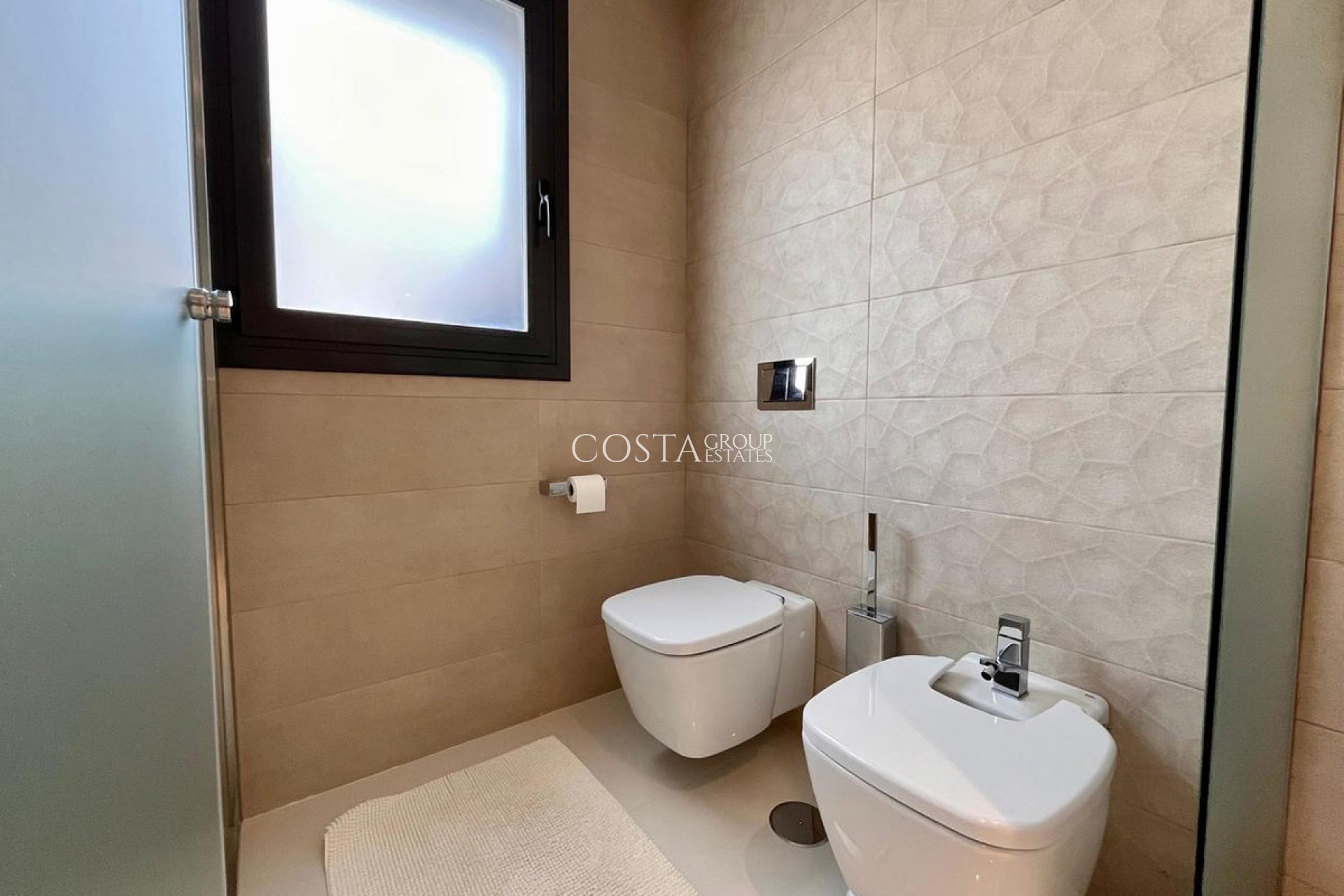 Revente - Villa -
Orihuela - Dehesa de Campoamor