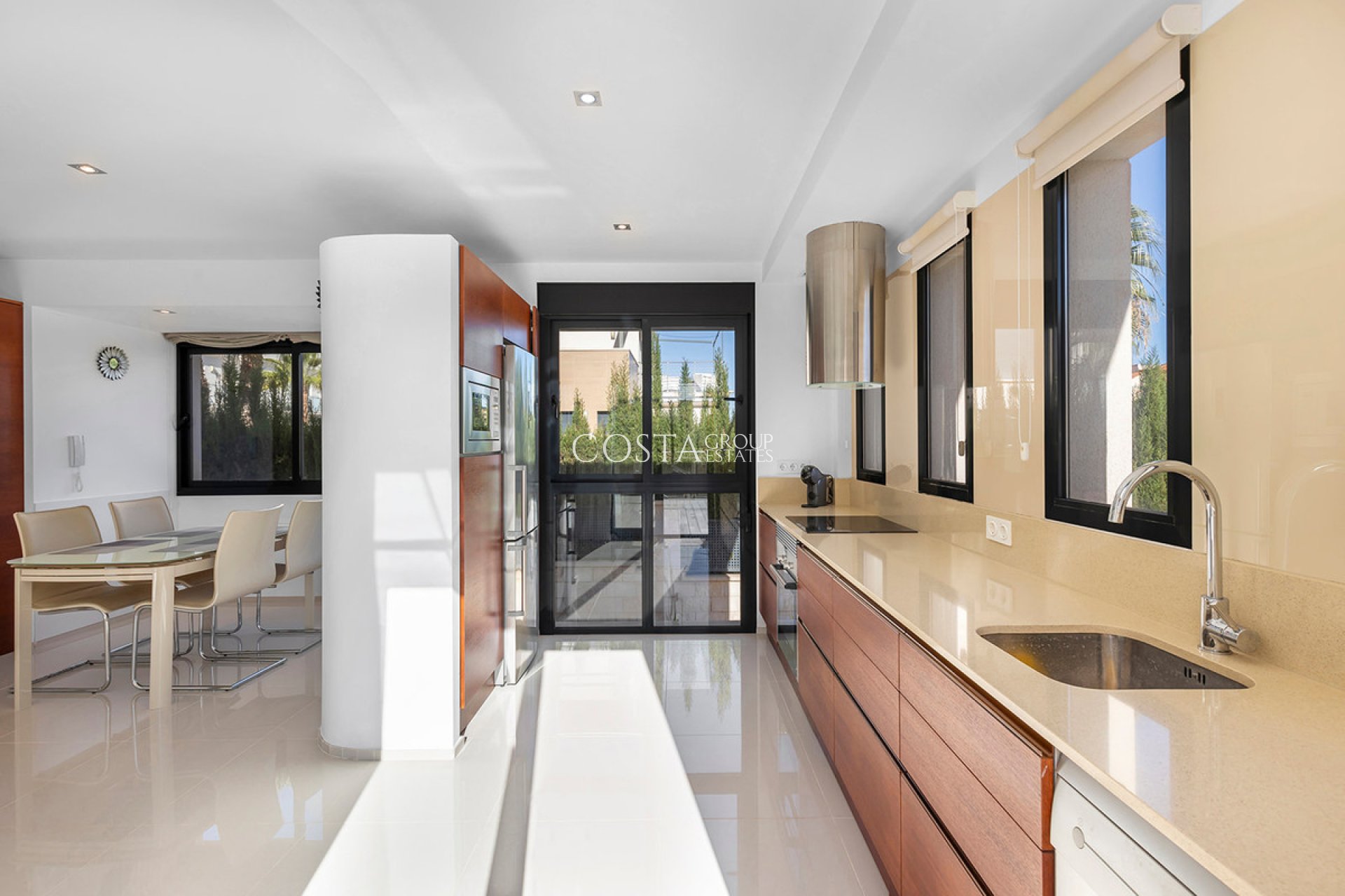 Revente - Villa -
Orihuela - La Zenia