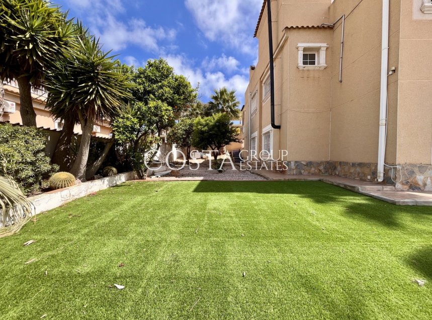 Revente - Villa -
Orihuela - La Zenia