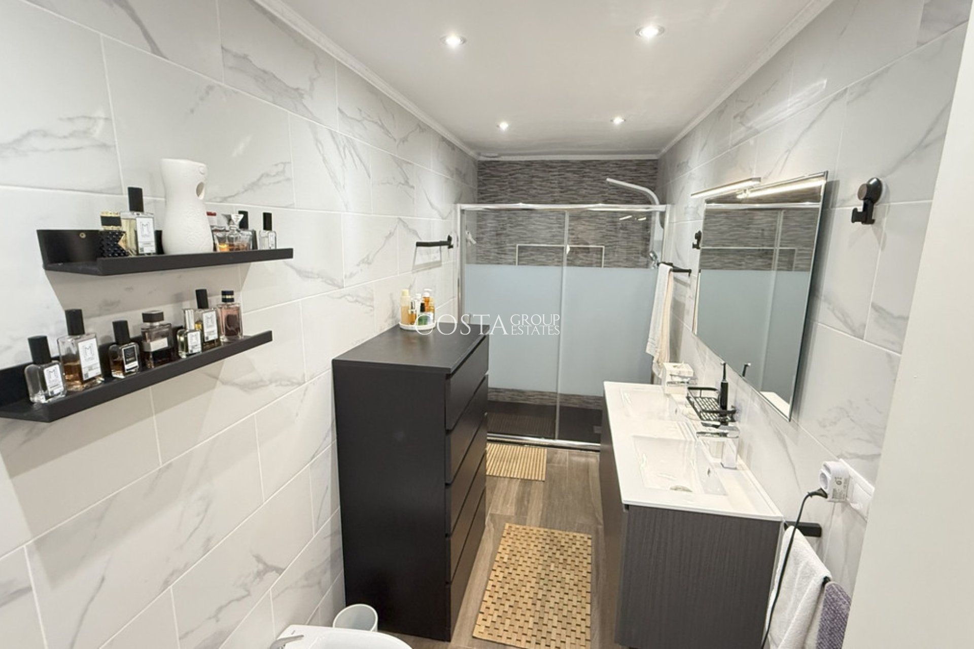 Revente - Villa -
Orihuela - La Zenia