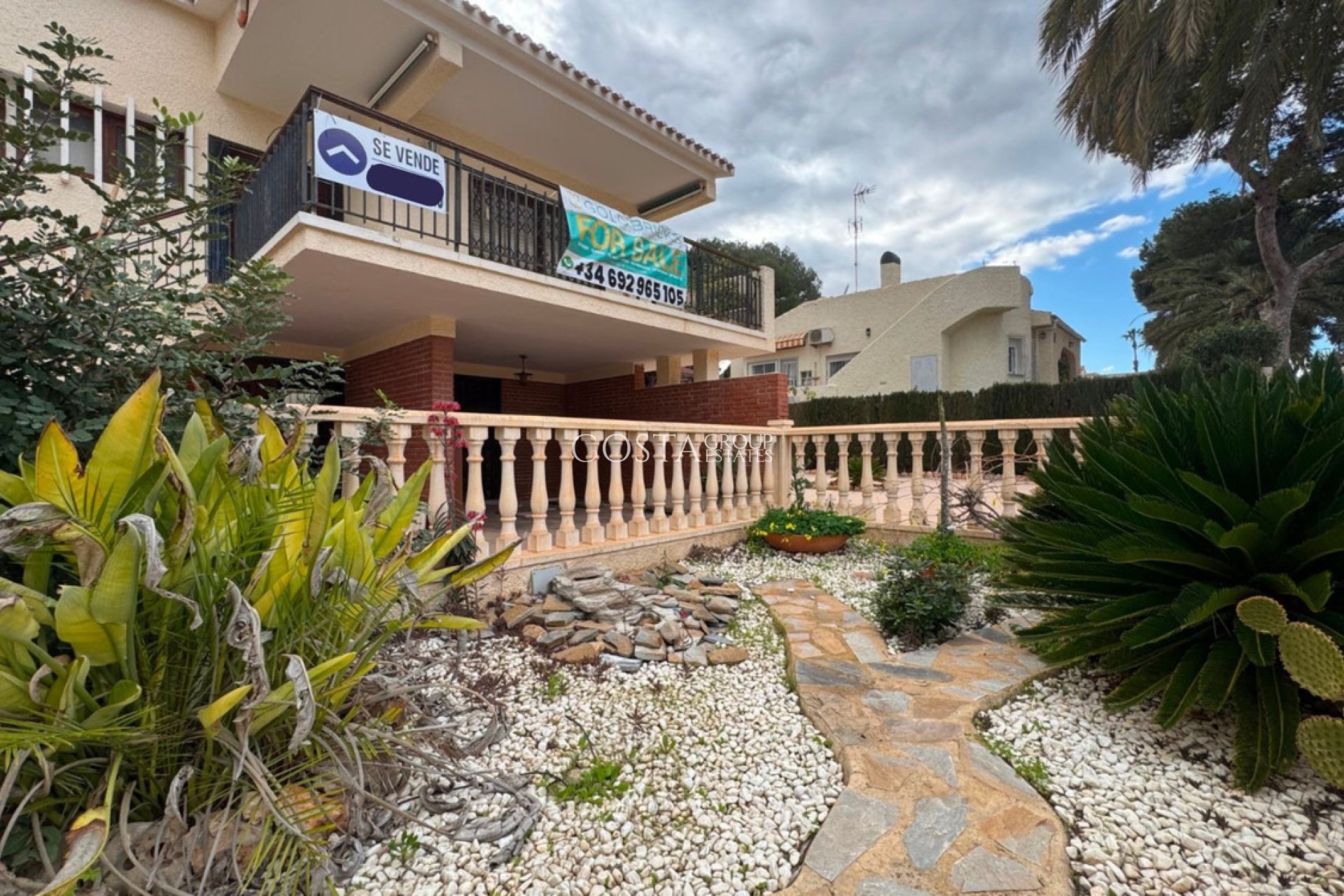 Revente - Villa -
Orihuela - La Zenia