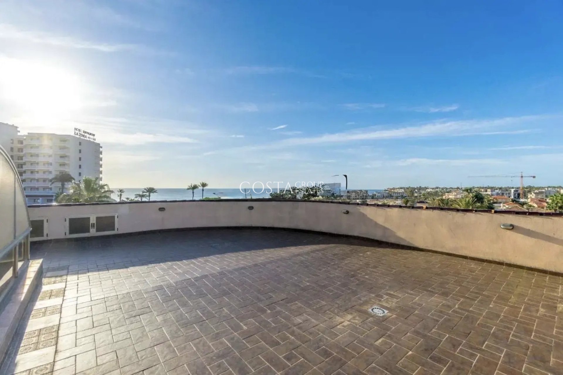 Revente - Villa -
Orihuela - La Zenia