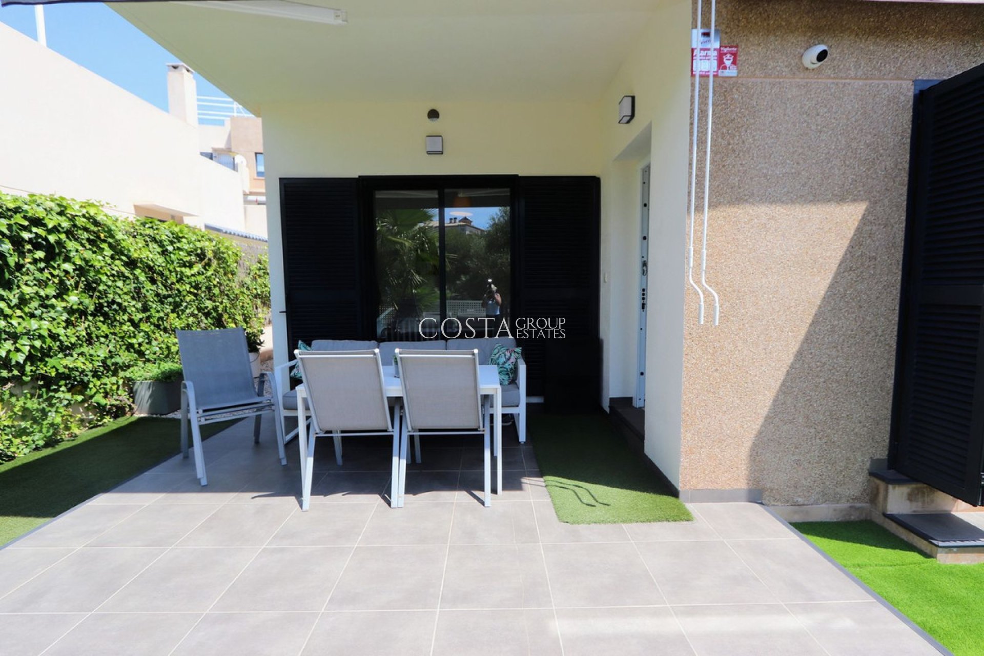 Revente - Villa -
Orihuela - La Zenia