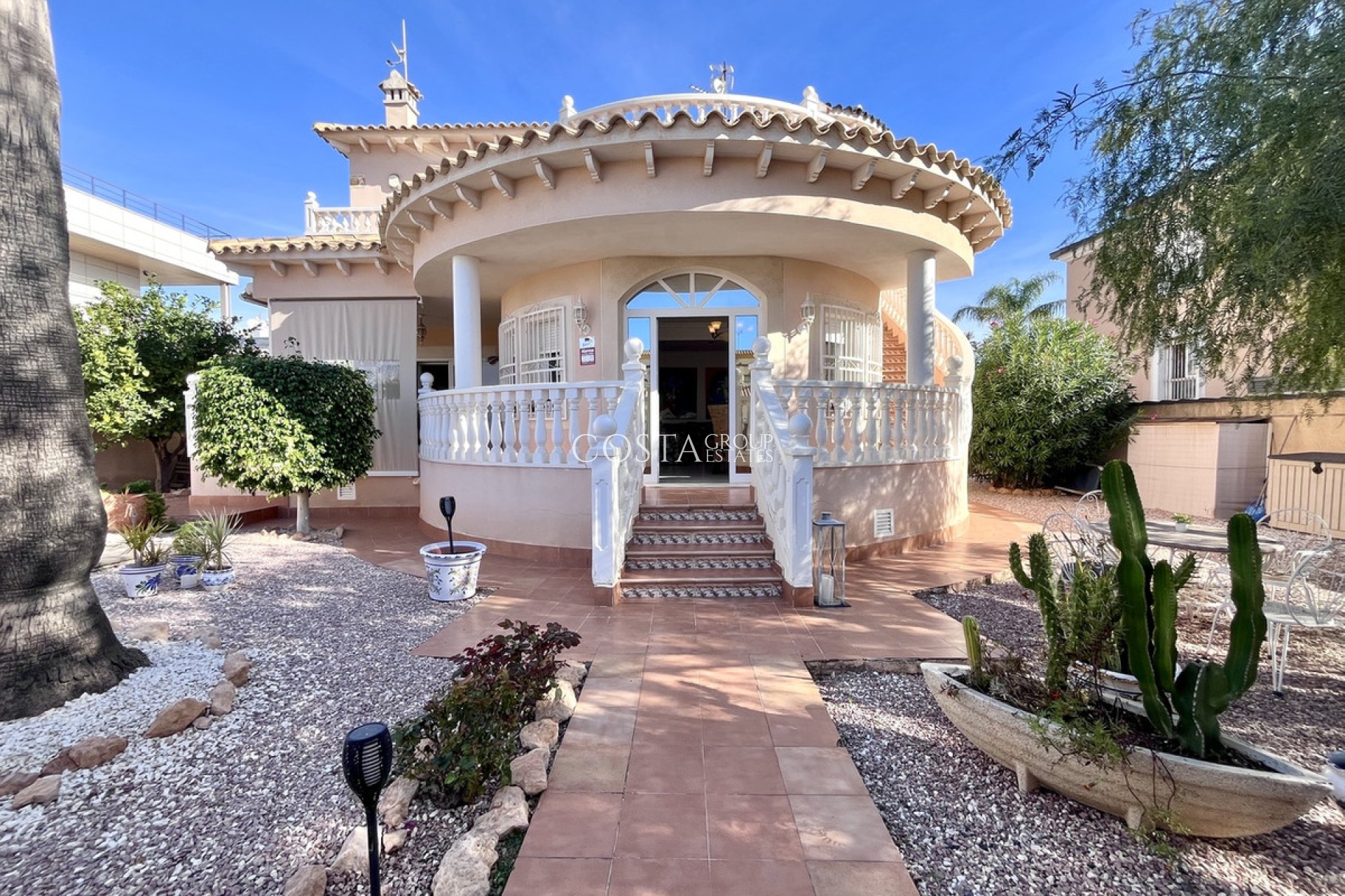 Revente - Villa -
Orihuela - La Zenia