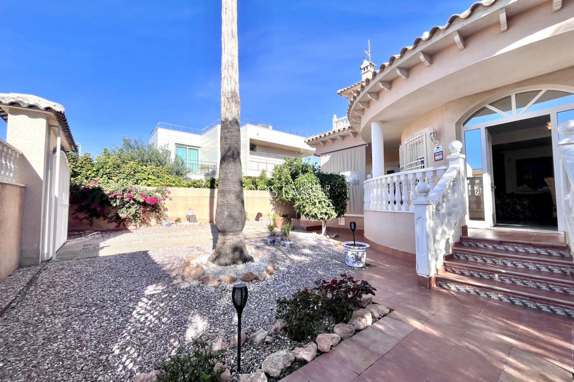 Revente - Villa -
Orihuela - La Zenia