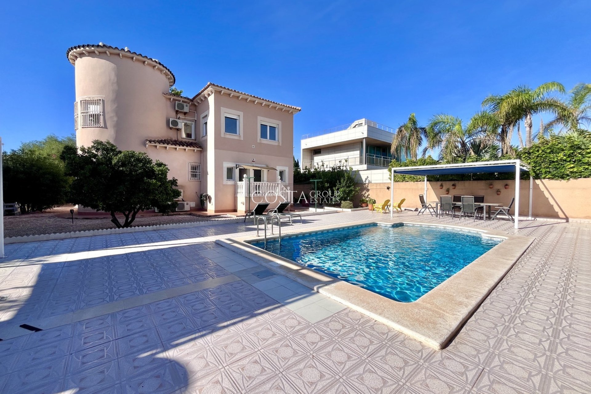 Revente - Villa -
Orihuela - La Zenia