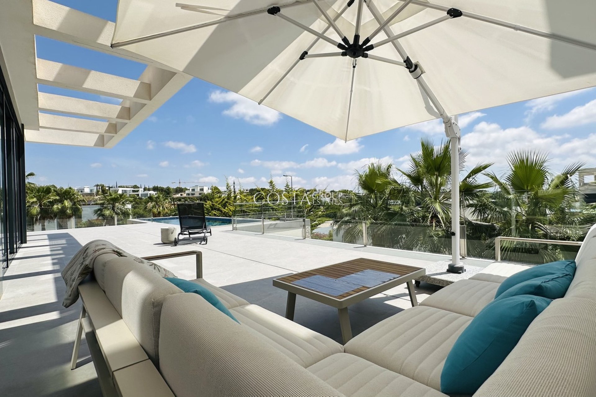 Revente - Villa -
Orihuela - Las Colinas Golf